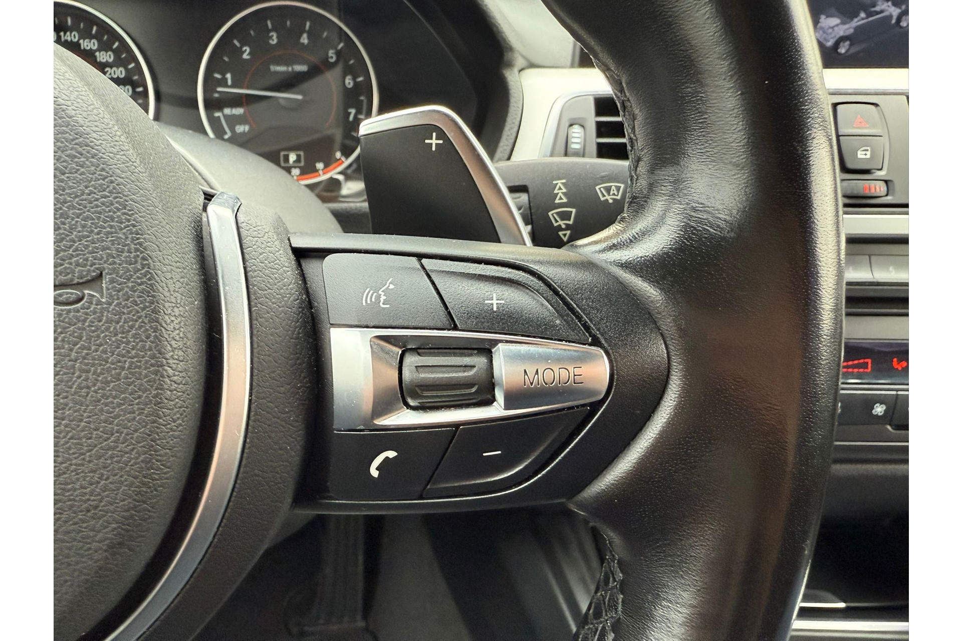 BMW 3-serie 335i xDrive High Executive 2012 Glacier-silber metallic (A83) 18