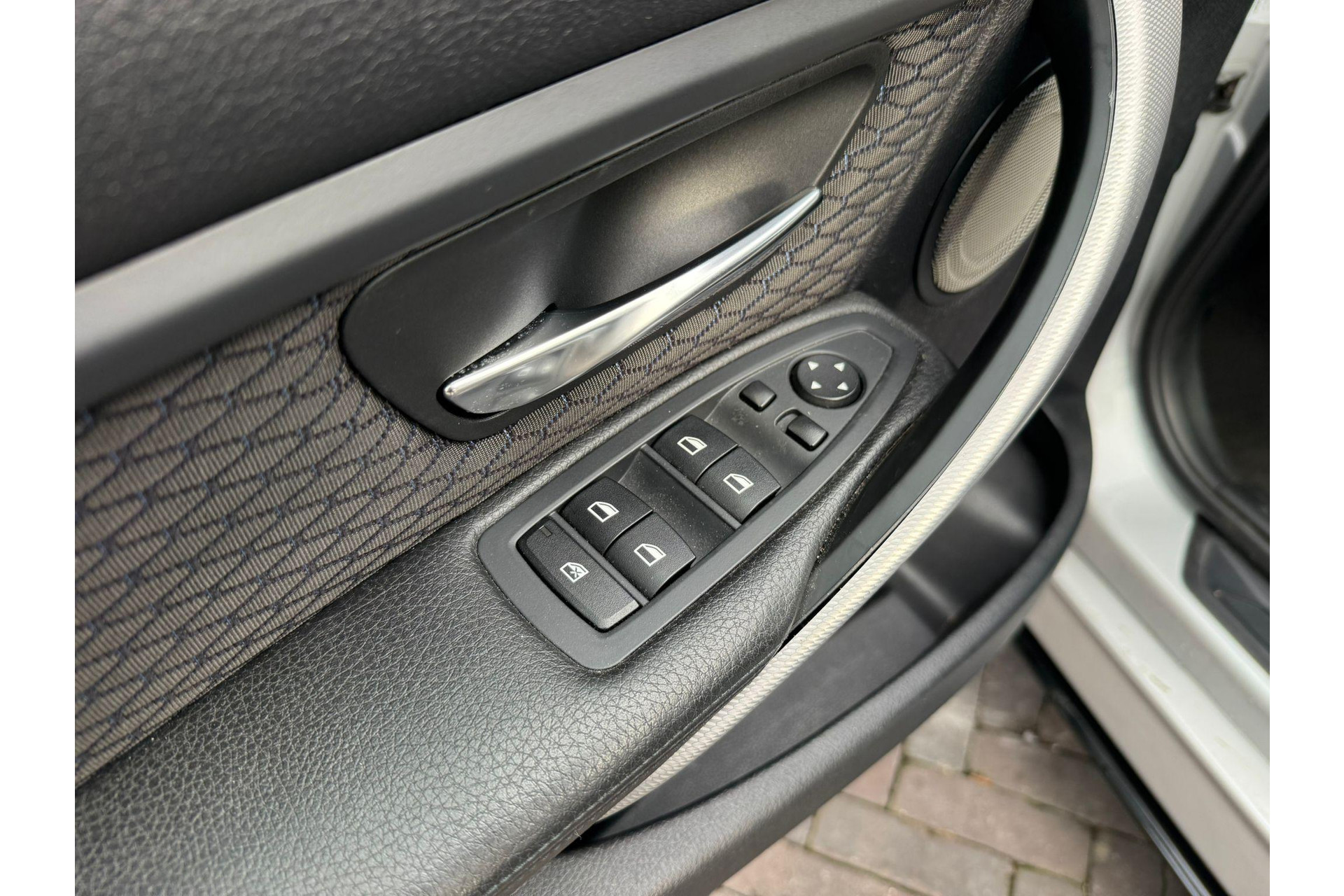 BMW 3-serie 335i xDrive High Executive 2012 Glacier-silber metallic (A83) 30