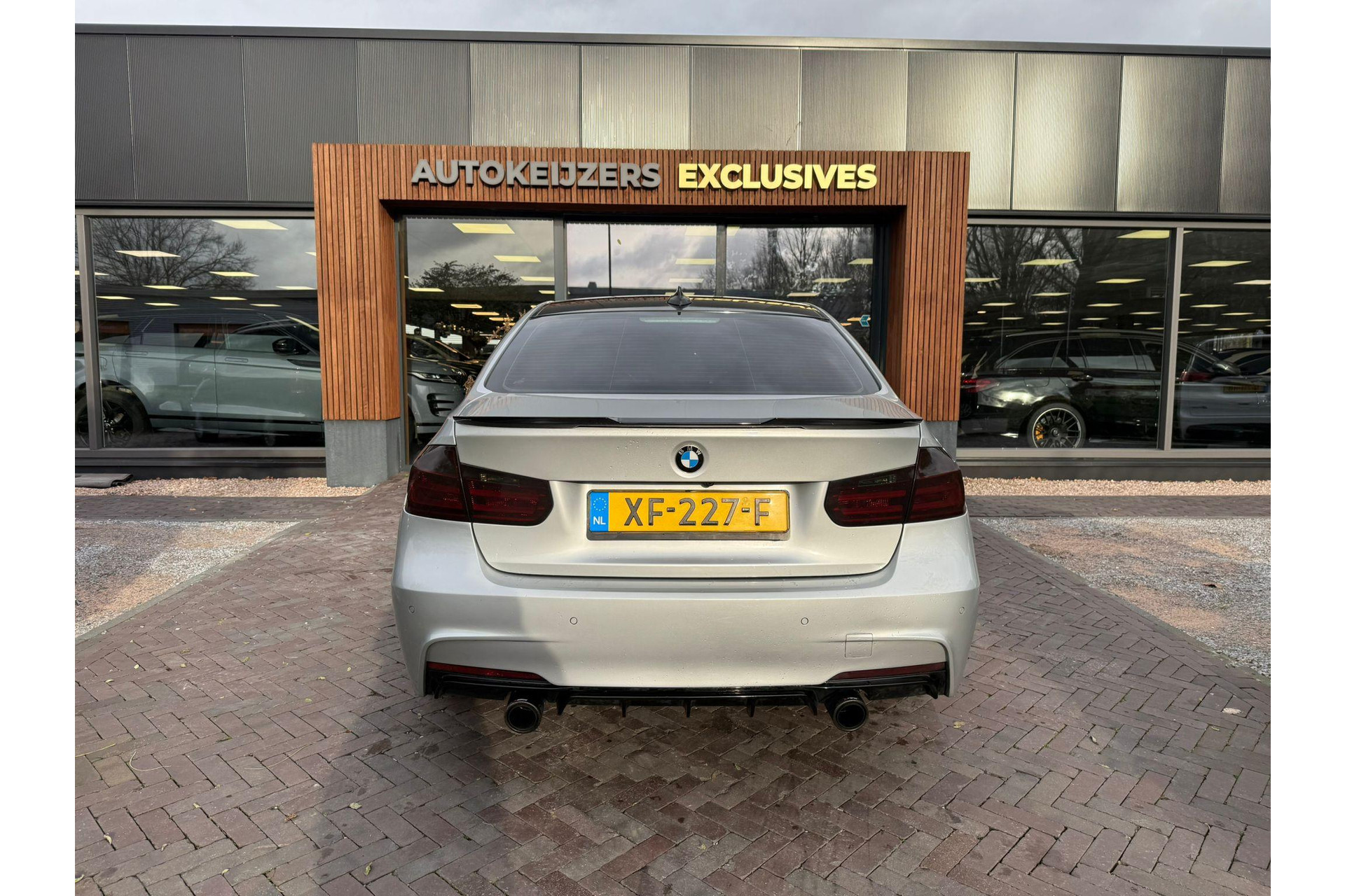 BMW 3-serie 335i xDrive High Executive 2012 Glacier-silber metallic (A83) 5