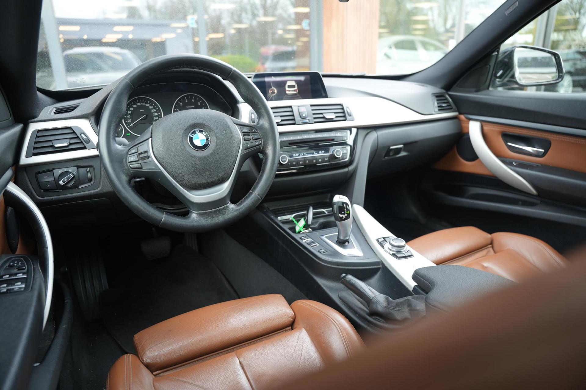 BMW 3-serie Gran Turismo 320i Centennial Executive 2016 Arcticgrau metallic 2