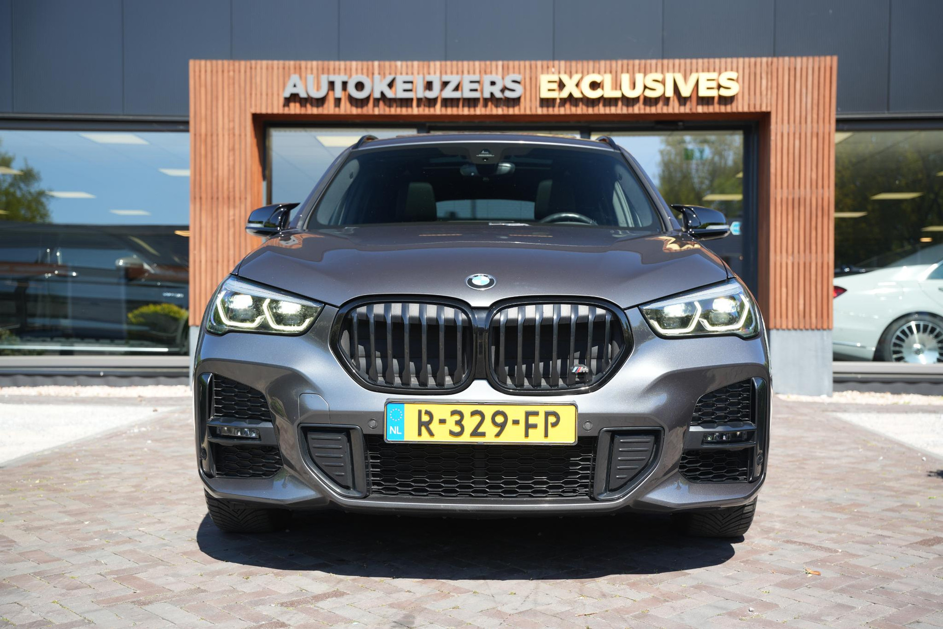 BMW X1 xDrive25e eDrive Edition 2021 Mineral-grau metallic (B39) 3