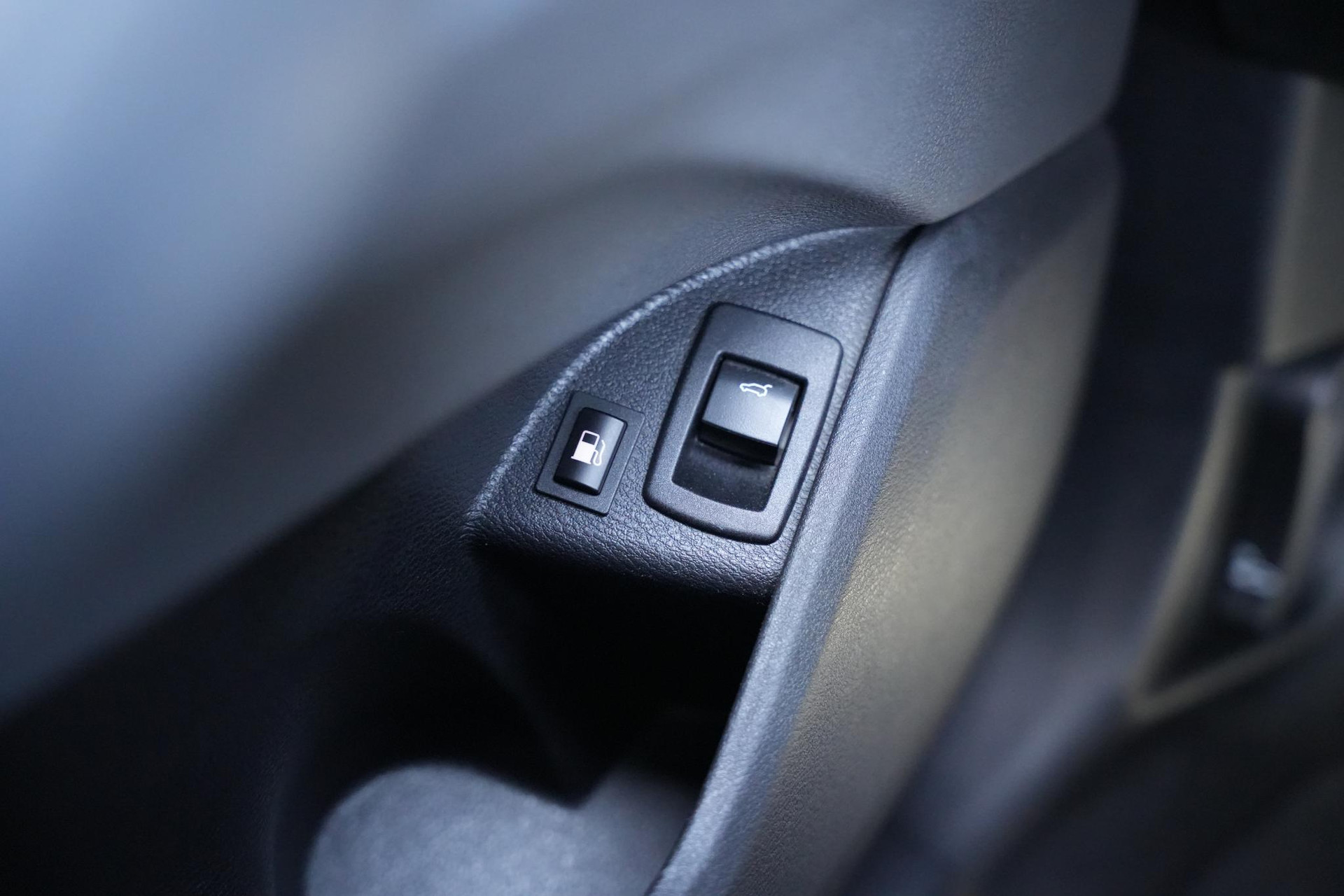 BMW X1 xDrive25e eDrive Edition 2021 Mineral-grau metallic (B39) 36