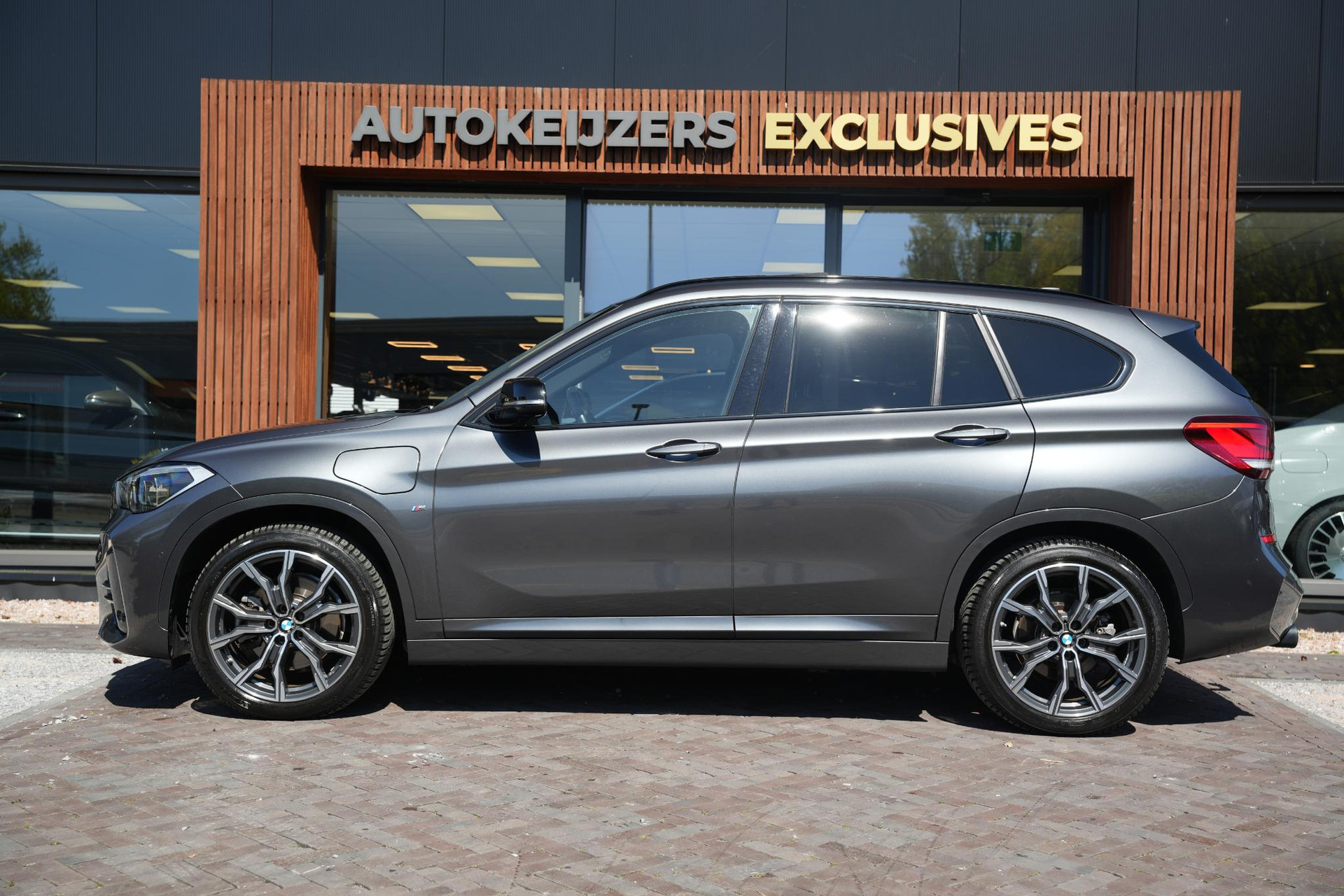 BMW X1 xDrive25e eDrive Edition 2021 Mineral-grau metallic (B39) 5
