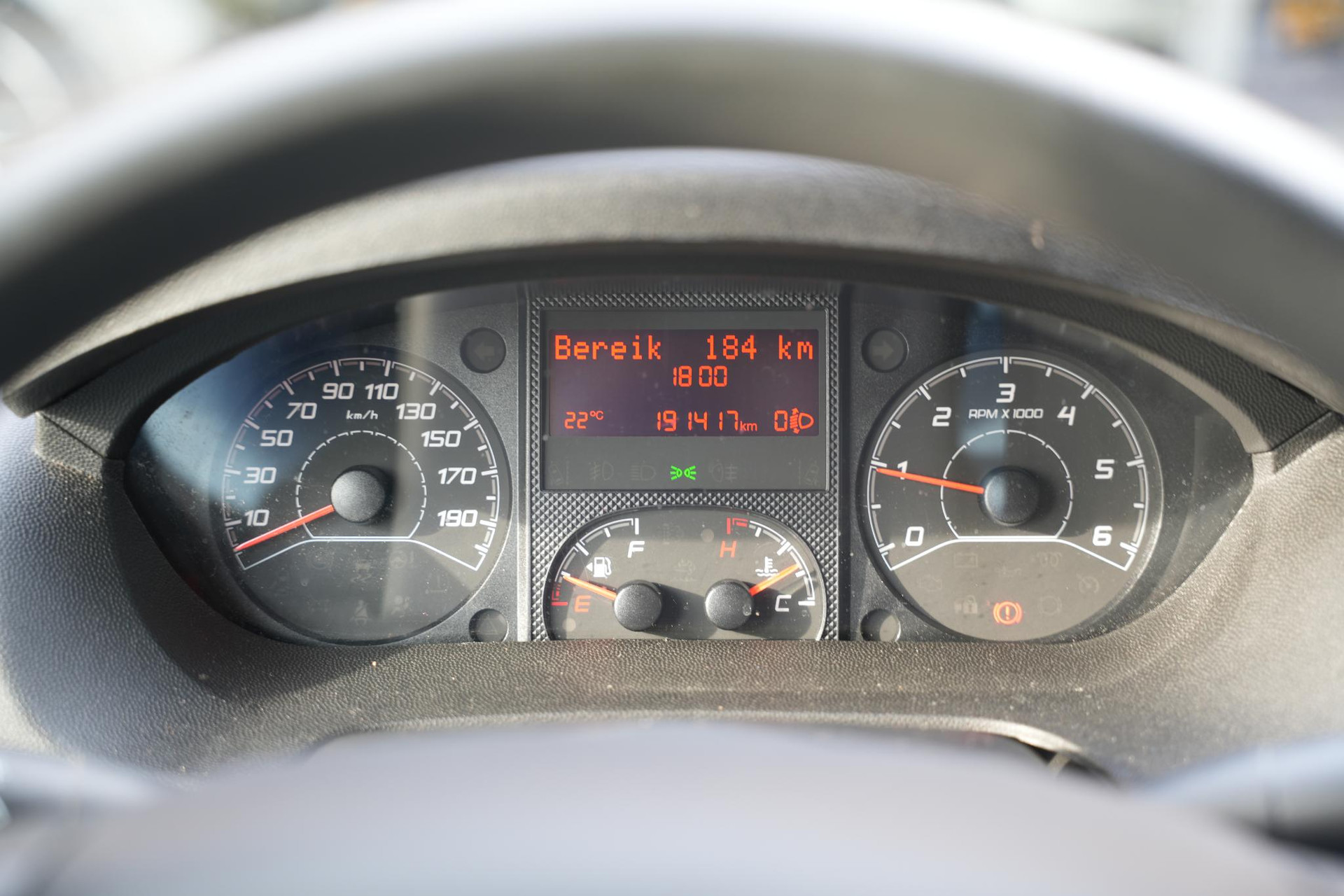 Citroën Jumper 35 2.0 BlueHDi L2H2 Zwaar 2019 Gris graphito 17
