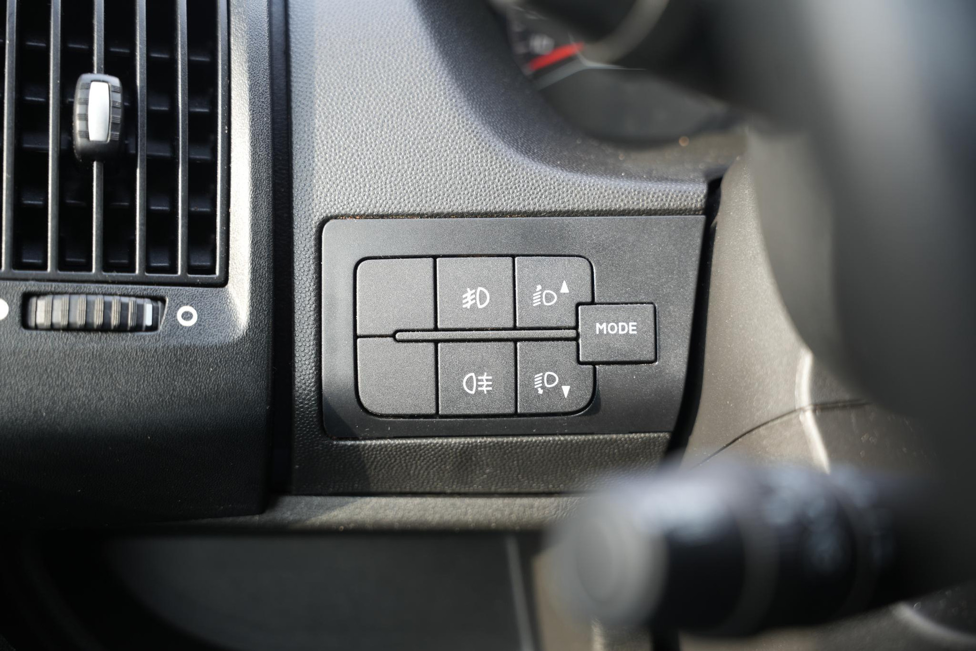 Citroën Jumper 35 2.0 BlueHDi L2H2 Zwaar 2019 Gris graphito 28