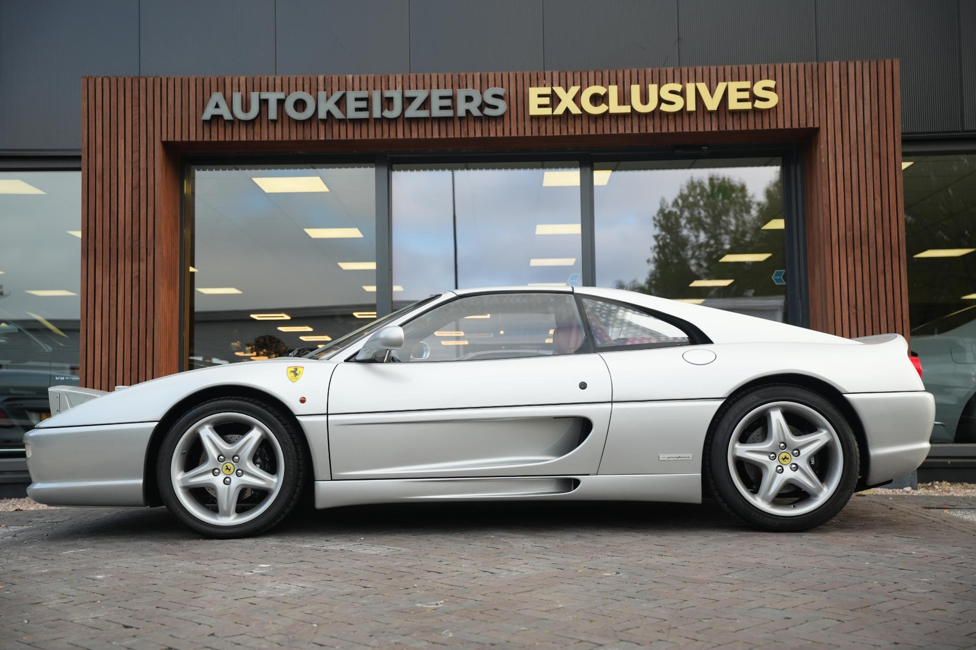 Ferrari F355 355 F1 Berlinetta 1998  5