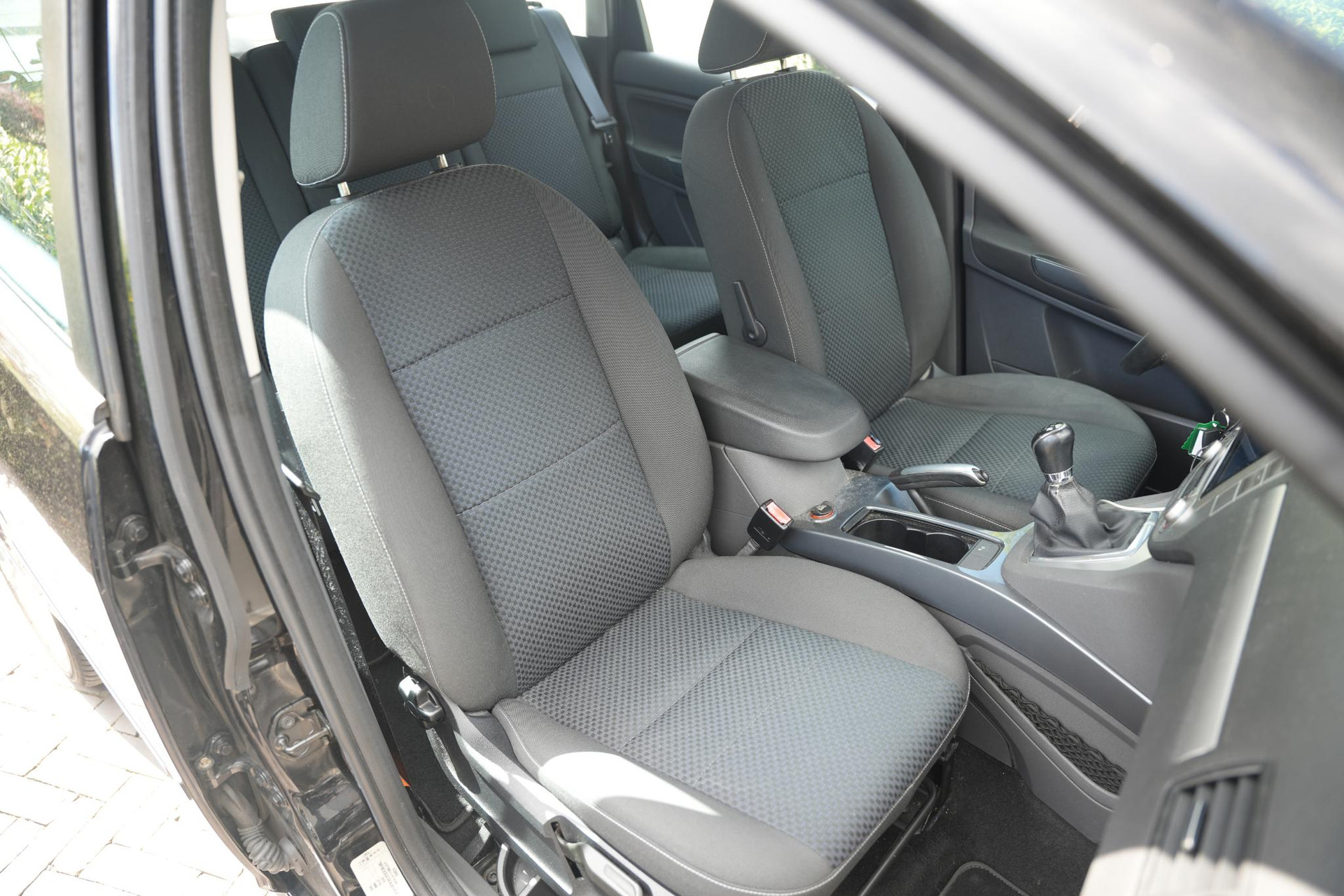 Ford C-MAX 1.8-16V Limited 2010  13