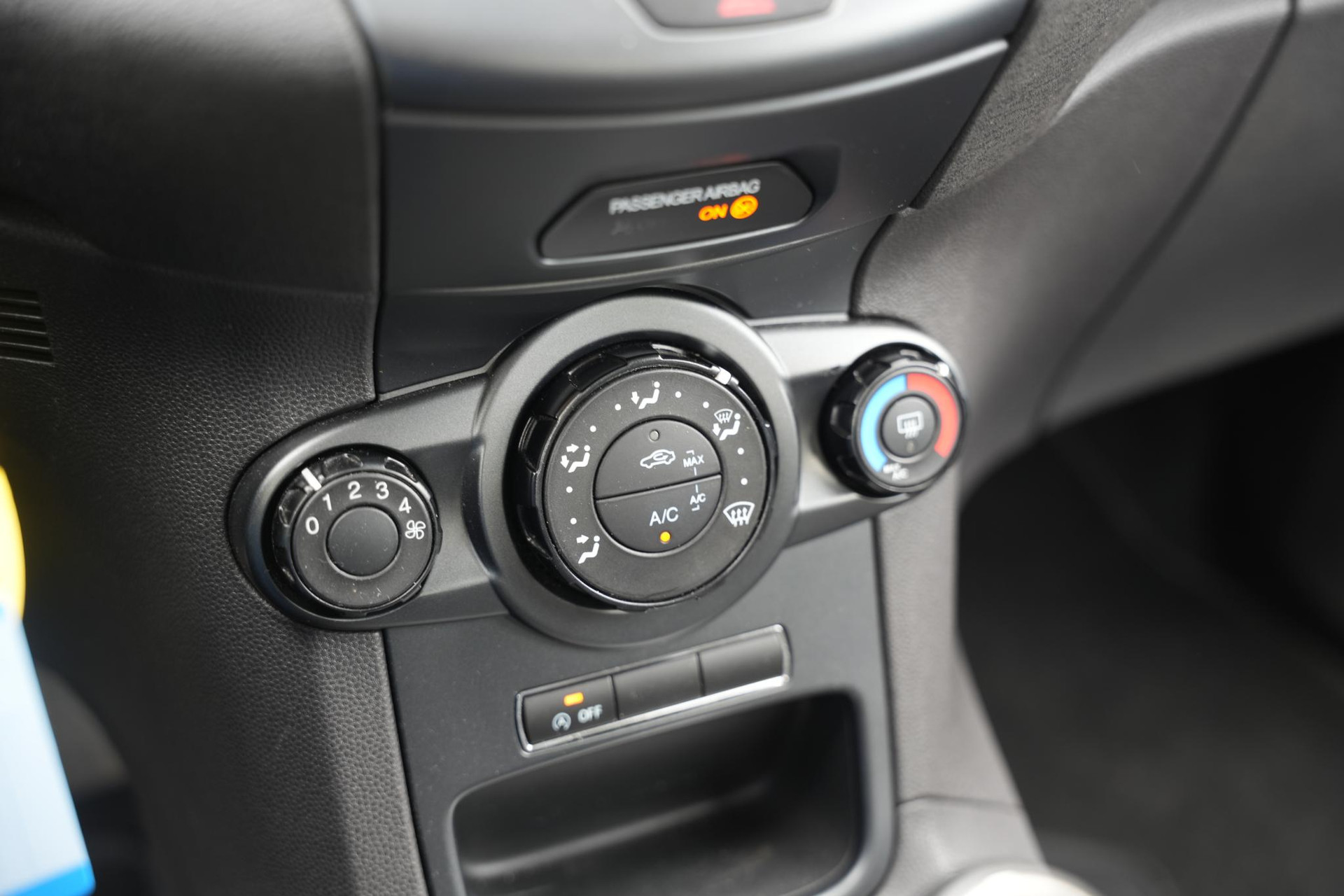 Ford Fiesta 1.6 TDCi Lease Style 2014  20