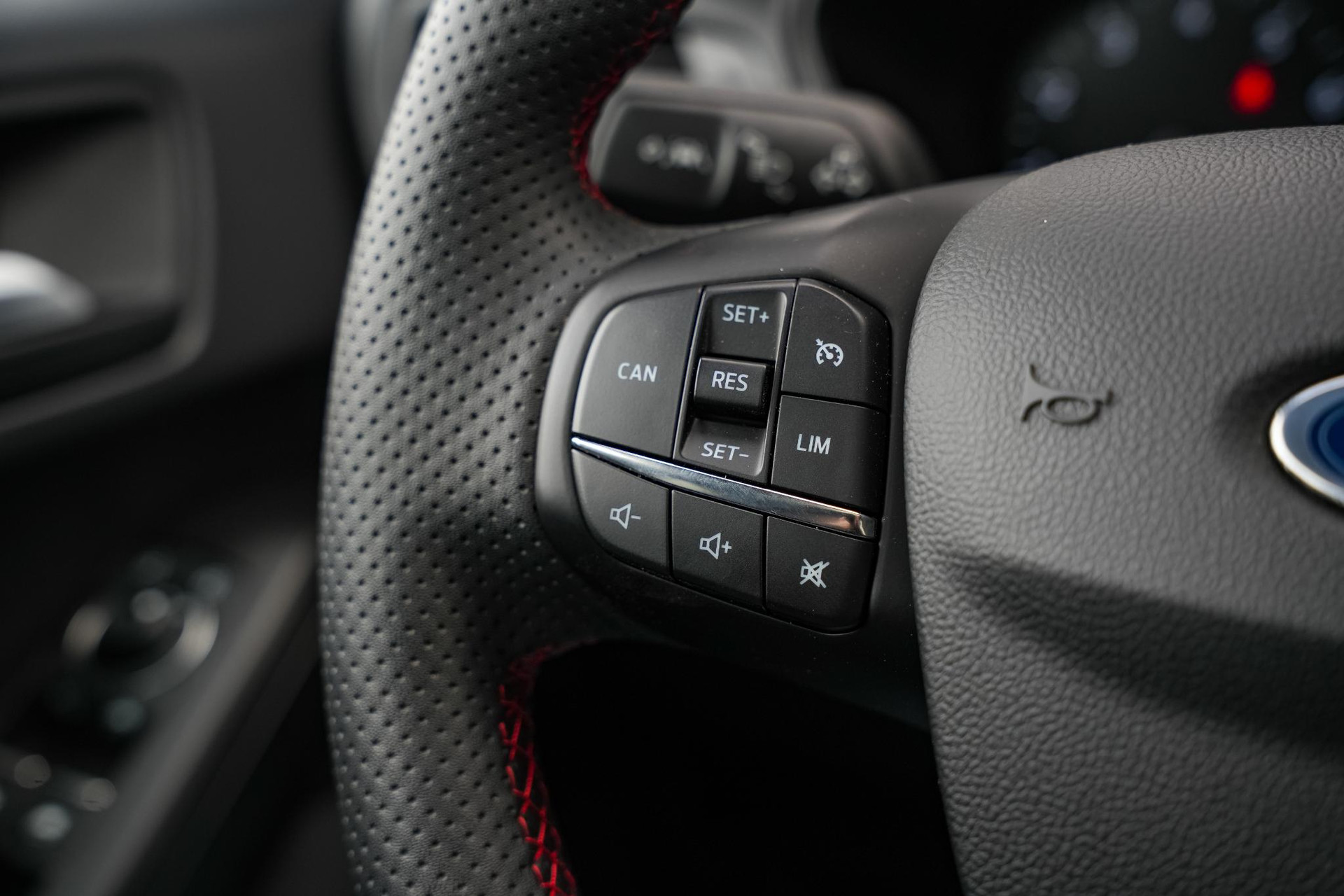 Ford FOCUS Wagon 1.0 EcoBoost Hybrid ST Line 2024  21