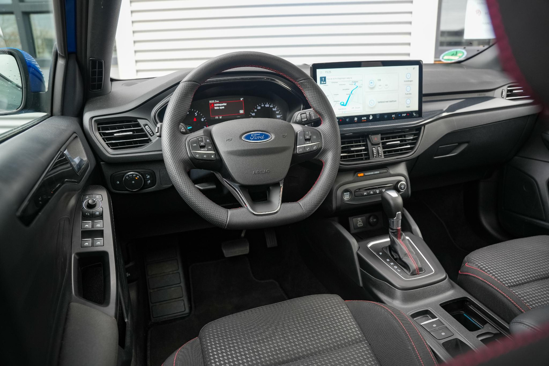 Ford FOCUS Wagon 1.0 EcoBoost Hybrid ST Line 2024  4