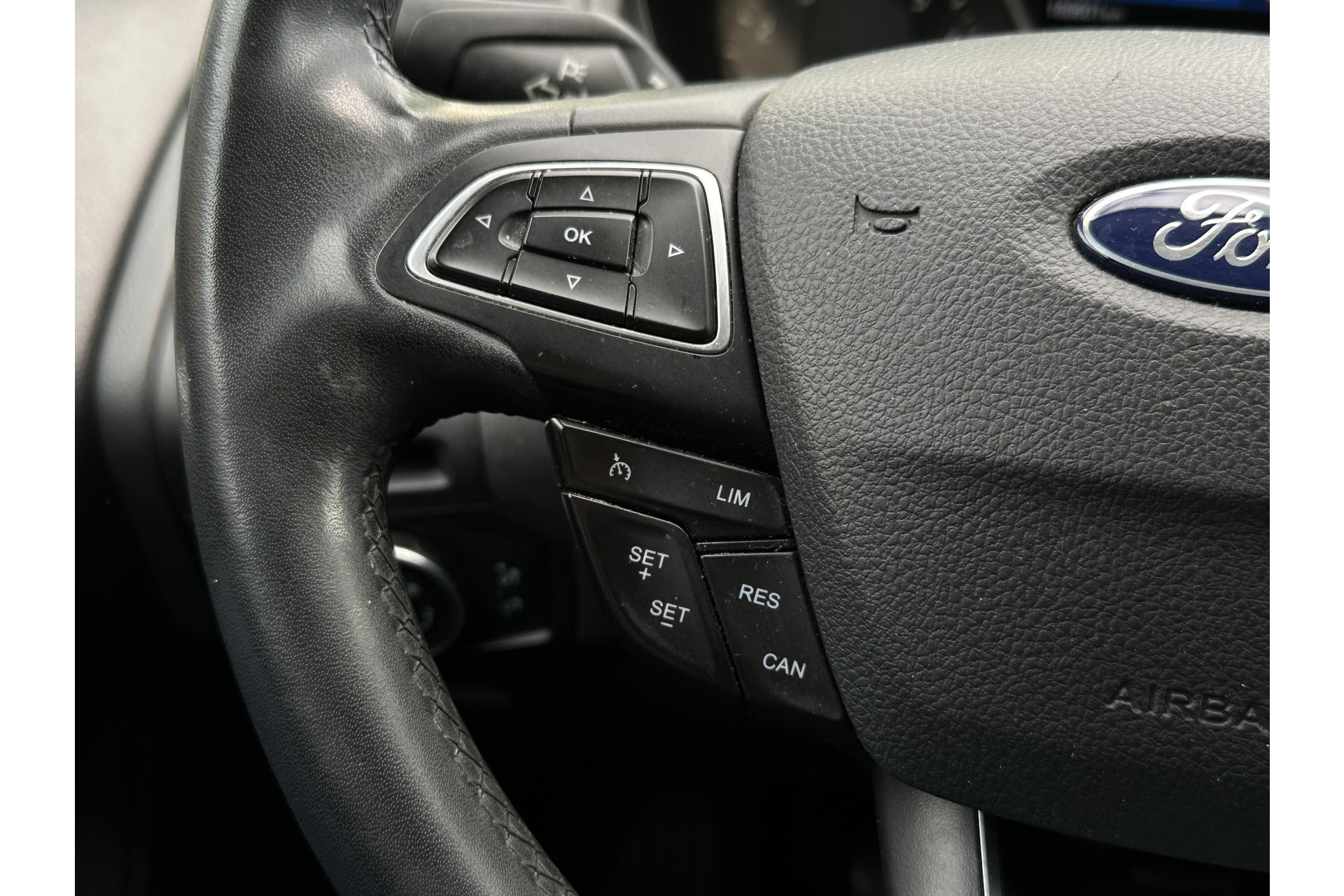 Ford FOCUS Wagon 1.0 Titanium 2017 Caribou (Pn4dy) 13