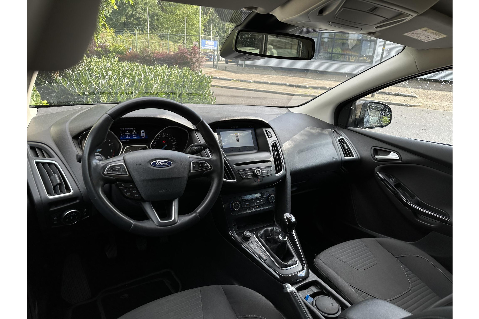 Ford FOCUS Wagon 1.0 Titanium 2017 Caribou (Pn4dy) 2