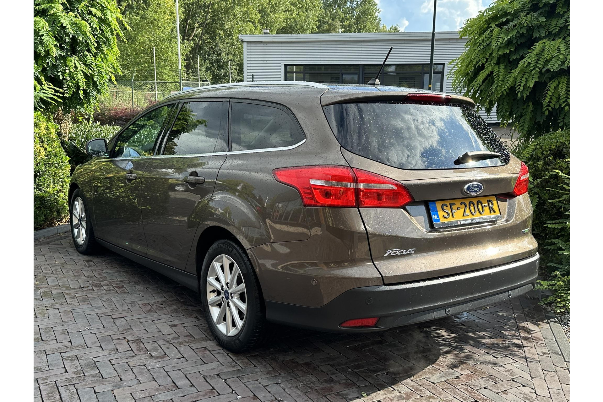 Ford FOCUS Wagon 1.0 Titanium 2017 Caribou (Pn4dy) 5