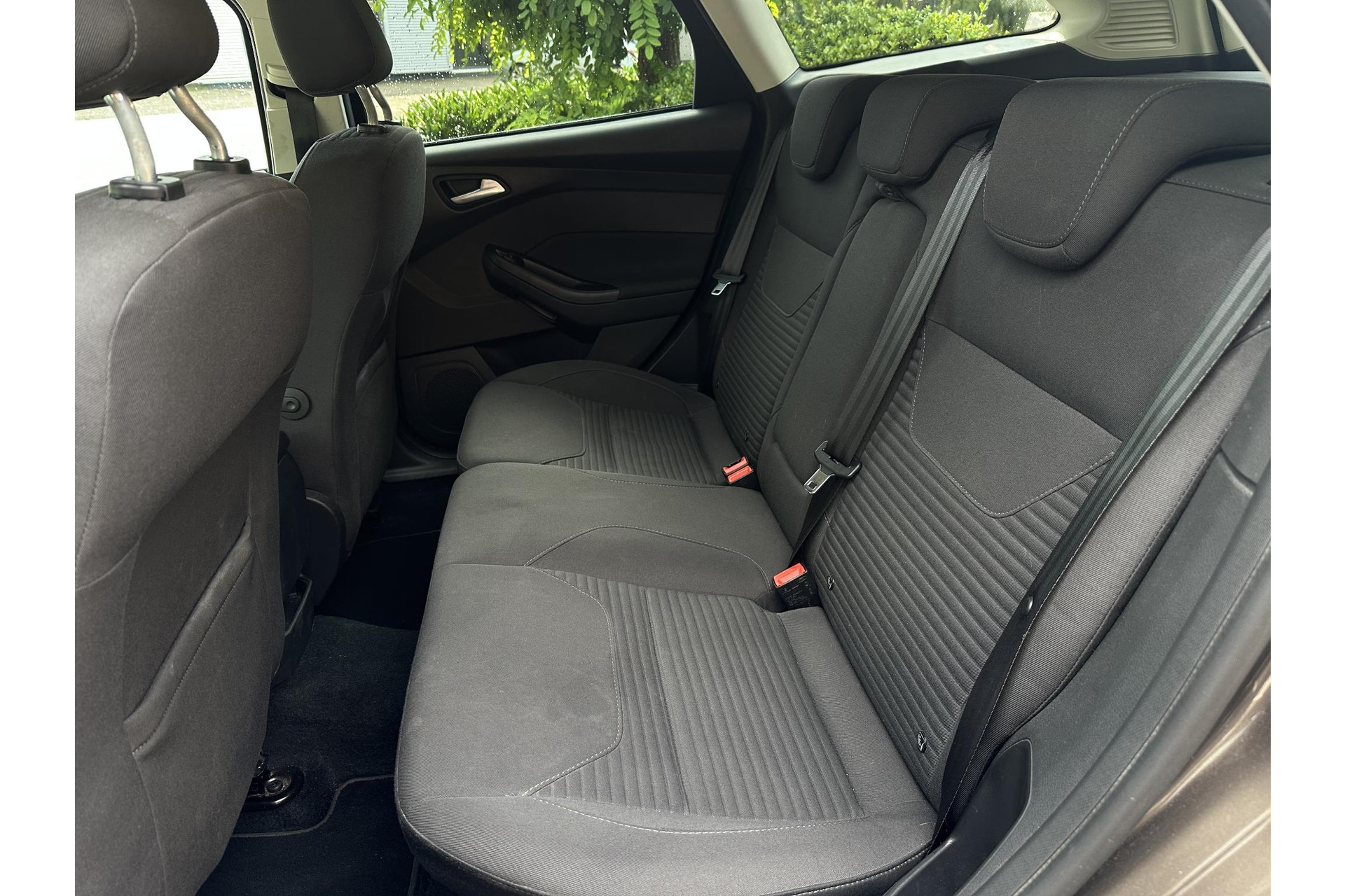 Ford FOCUS Wagon 1.0 Titanium 2017 Caribou (Pn4dy) 8