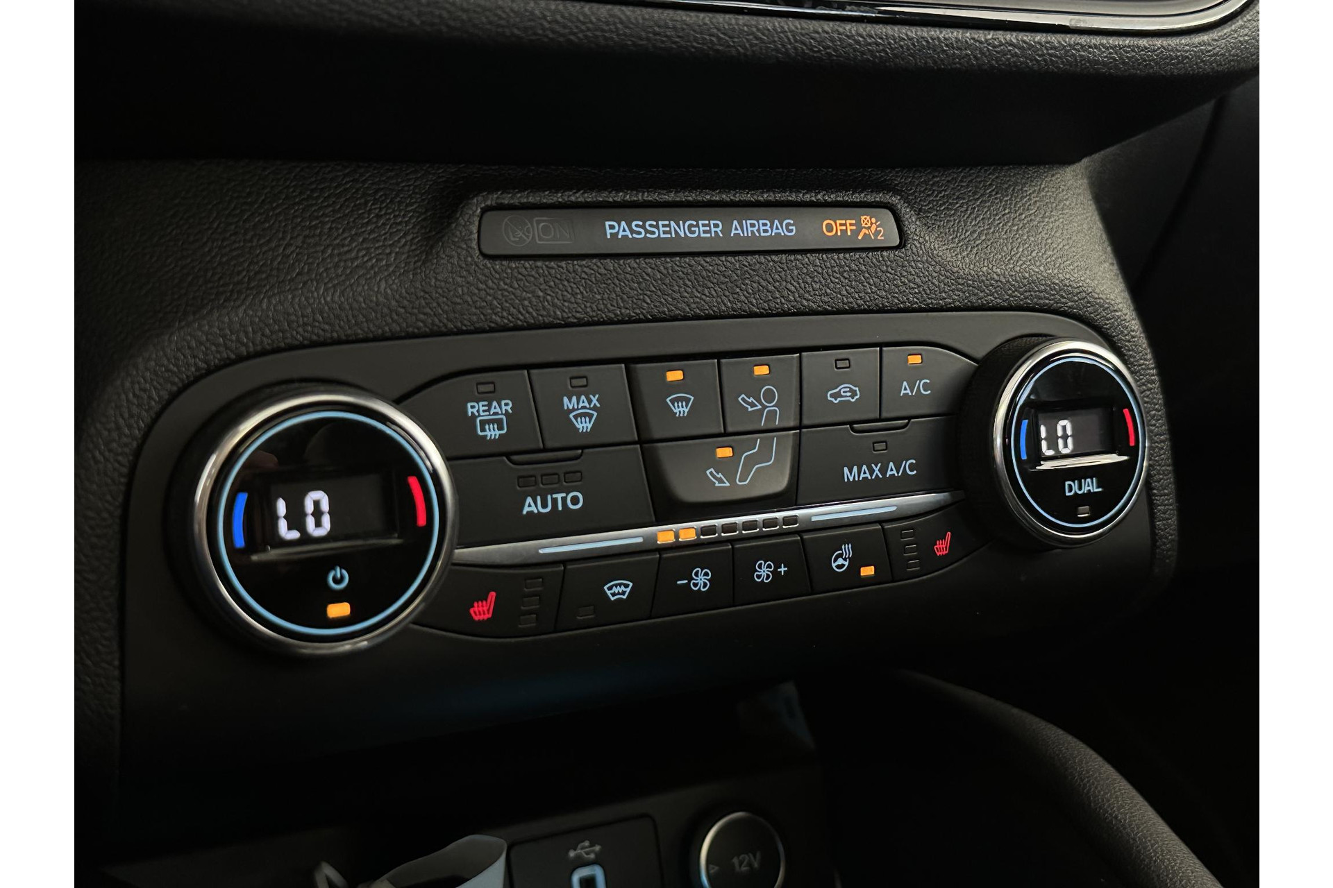 Ford FOCUS Wagon 1.5 EcoBoost ST Line Business 2019  21