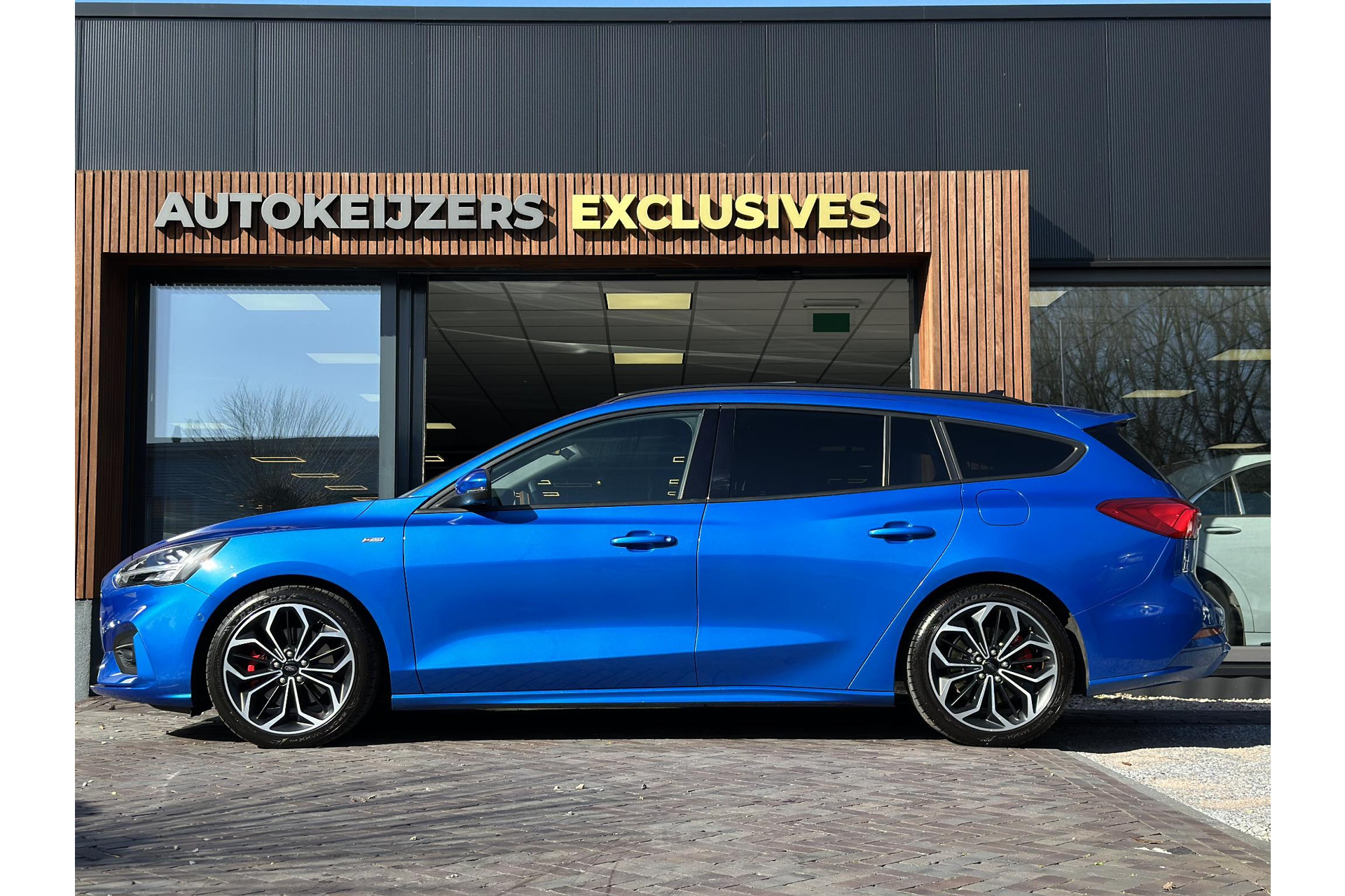 Ford FOCUS Wagon 1.5 EcoBoost ST Line Business 2019 Desert Island Blue (Pn4fz) 4