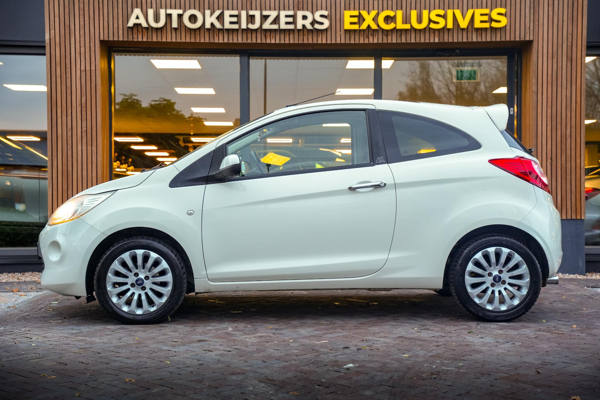 Ford Ka 1.2 Titanium X 2010  5