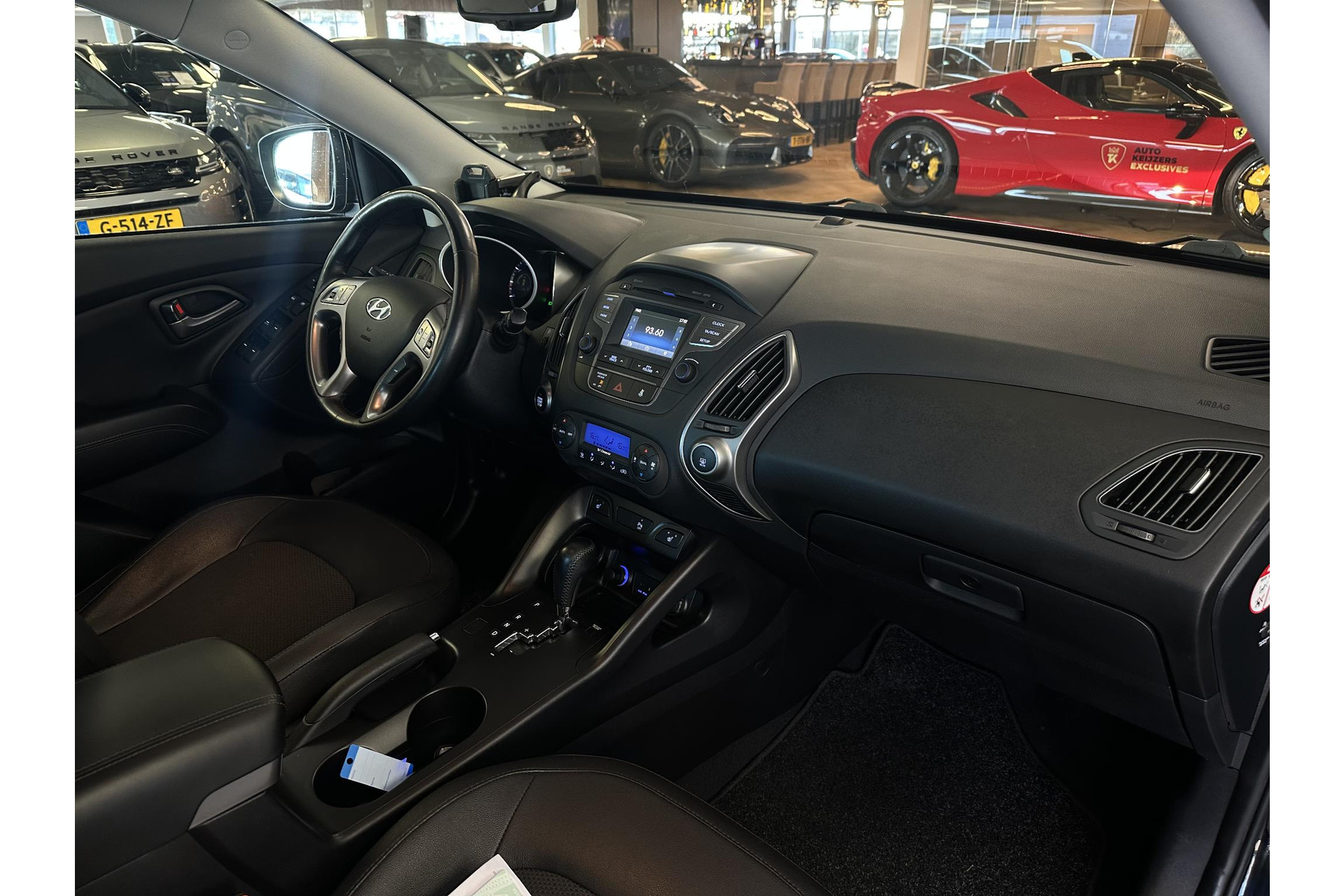 Hyundai ix35 2.0i i-Motion 2014 Phantom Black Pearl (PAE) 14
