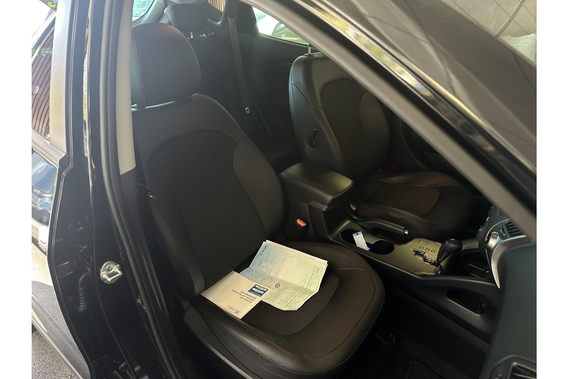 Hyundai ix35 2.0i i-Motion 2014 Phantom Black Pearl (PAE) 15