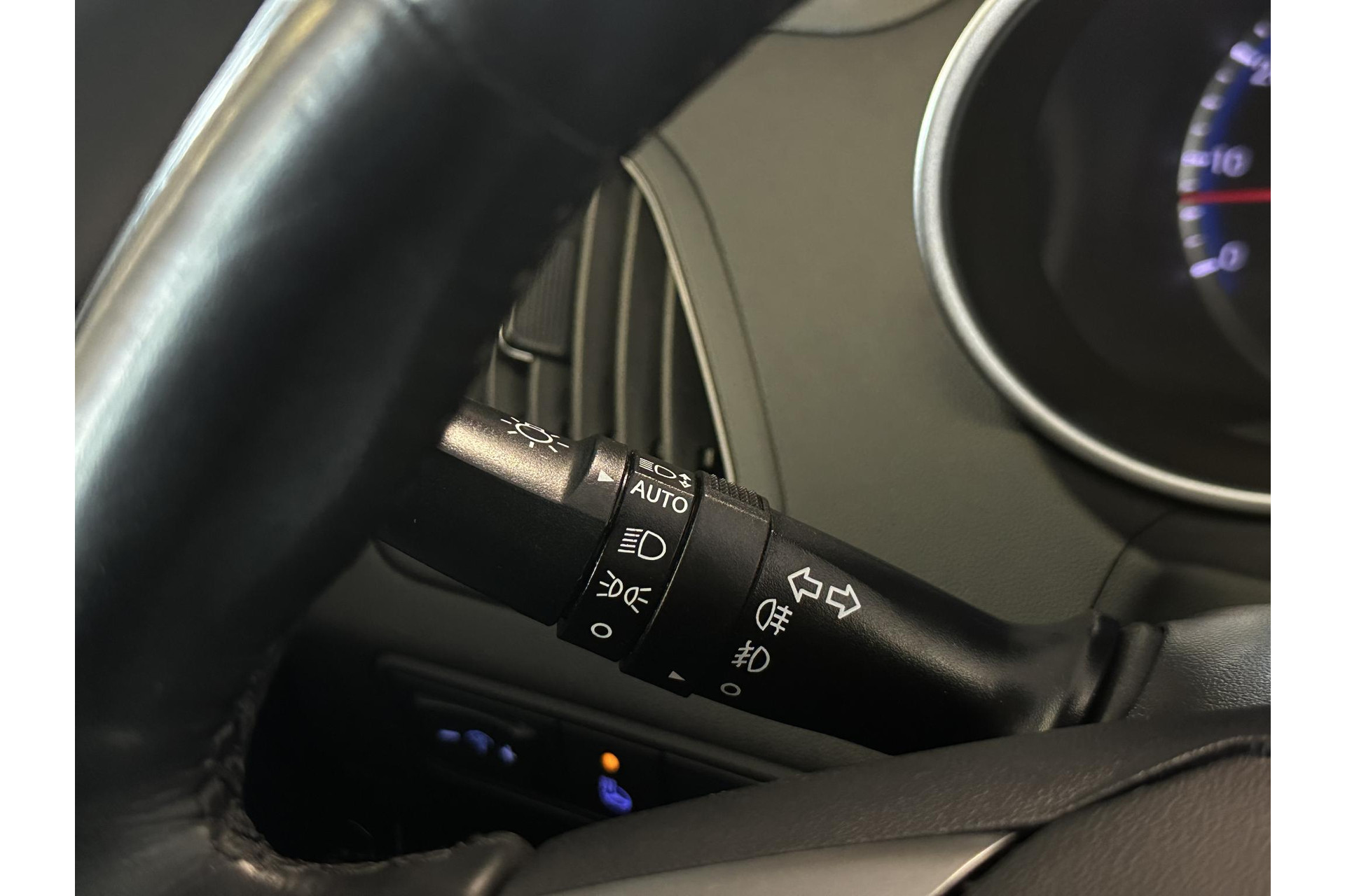 Hyundai ix35 2.0i i-Motion 2014 Phantom Black Pearl (PAE) 23