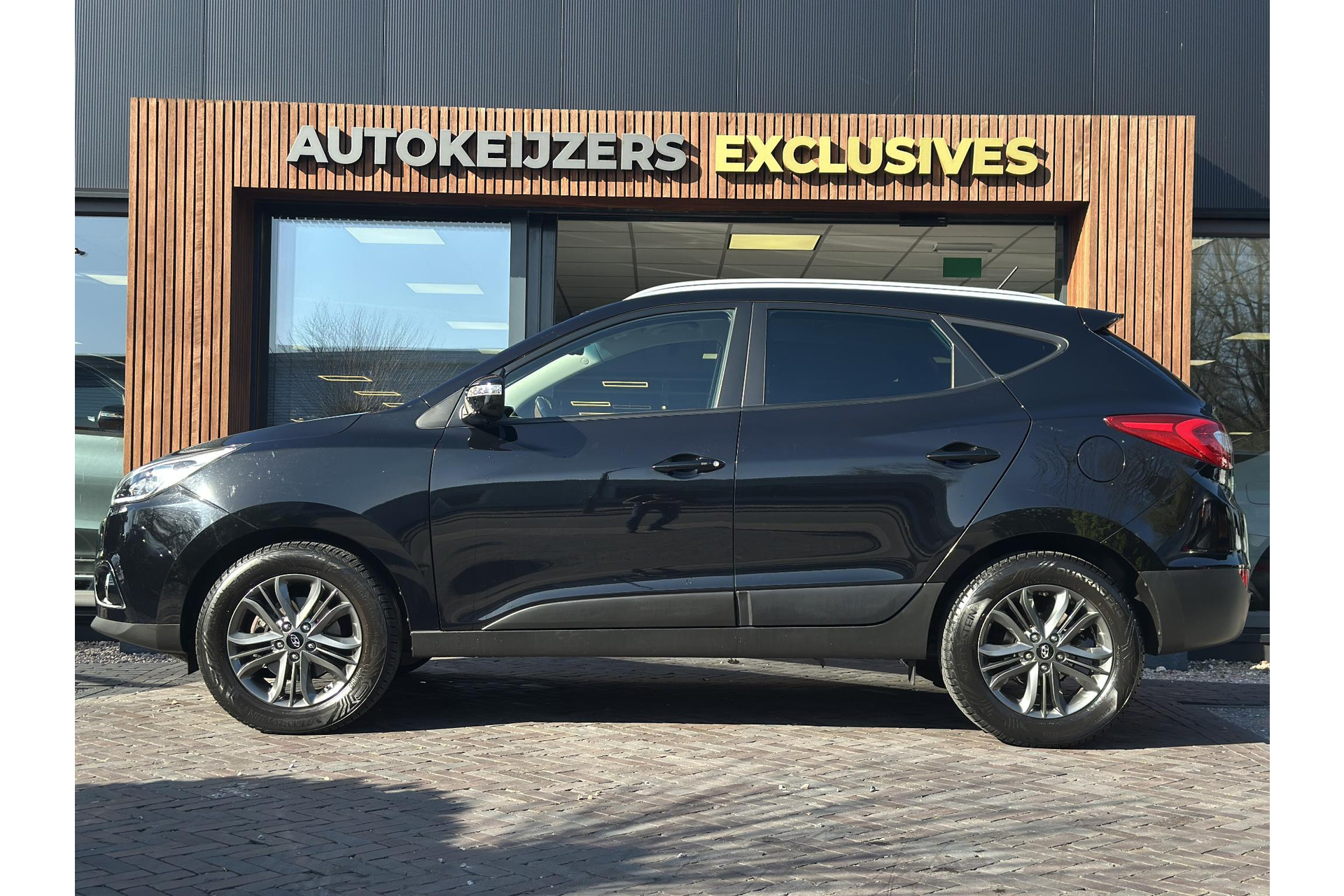 Hyundai ix35 2.0i i-Motion 2014 Phantom Black Pearl (PAE) 7