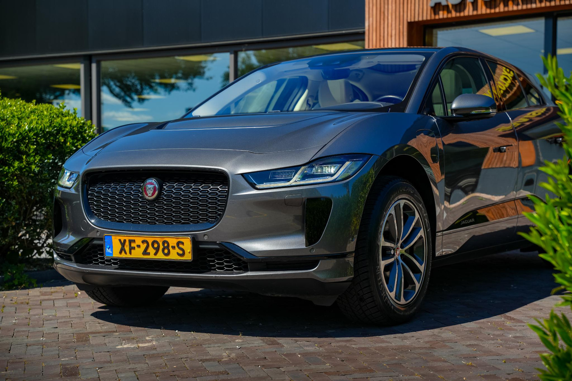 Jaguar I-PACE EV400 SE 90 kWh 2018  13