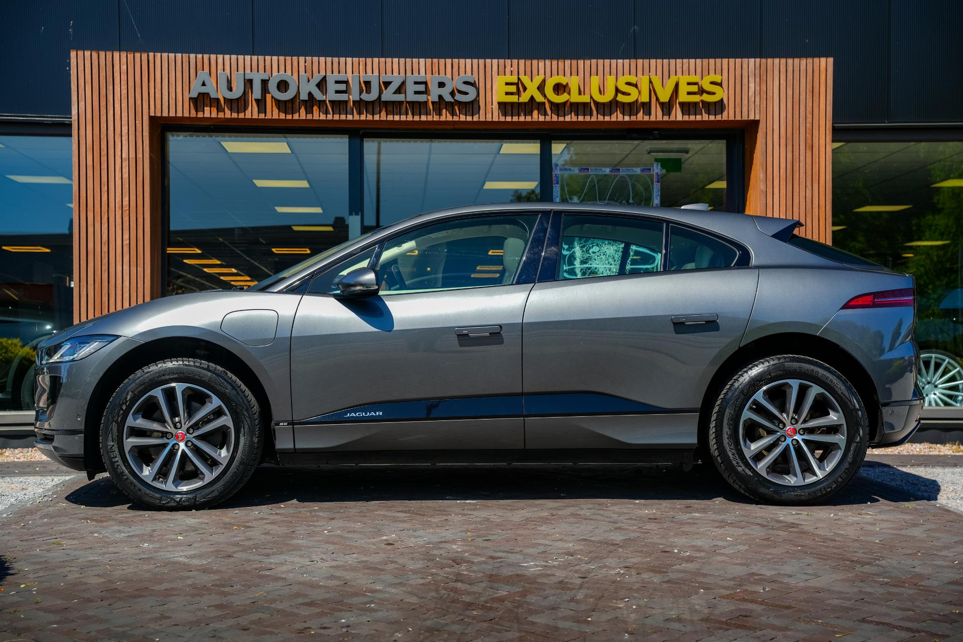 Jaguar I-PACE EV400 SE 90 kWh 2018  5