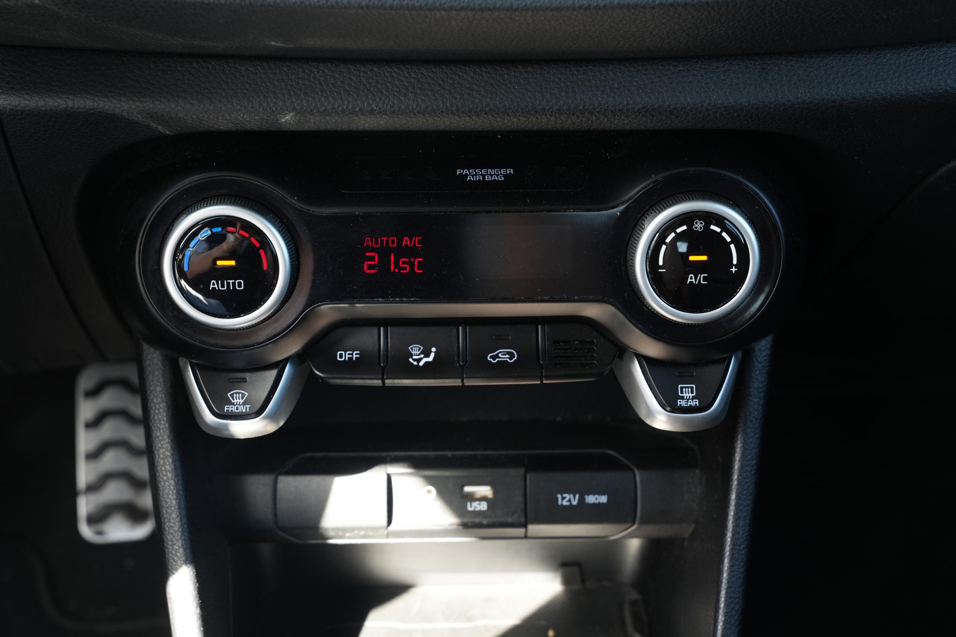 Kia Picanto 1.2 CVVT DynamicPlusLine 2018 Clear White (UD) 21