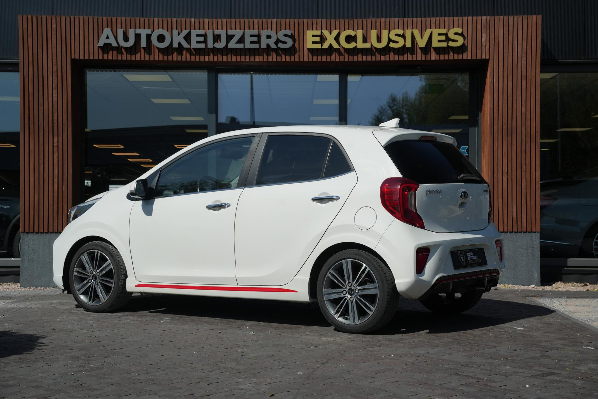 Kia Picanto 1.2 CVVT DynamicPlusLine 2018 Clear White (UD) 4