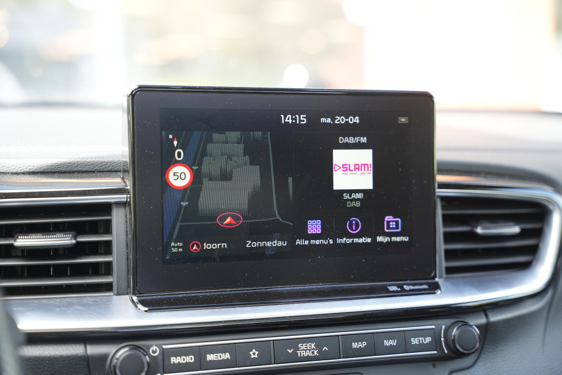 Kia ProCeed 1.6 T-GDI GT 2019 Deluxe White Pearl (HW2) 26