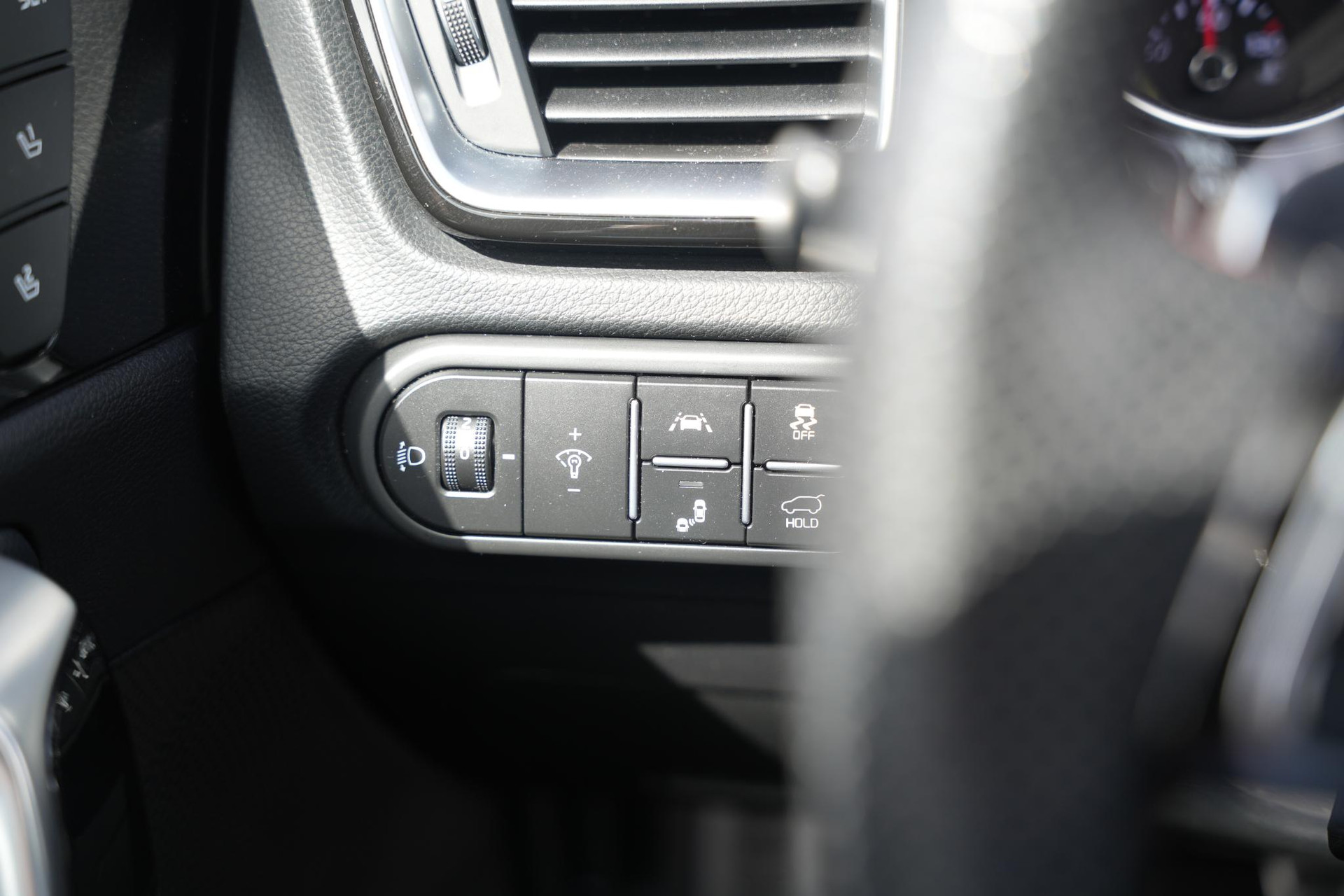 Kia ProCeed 1.6 T-GDI GT 2019 Deluxe White Pearl (HW2) 37