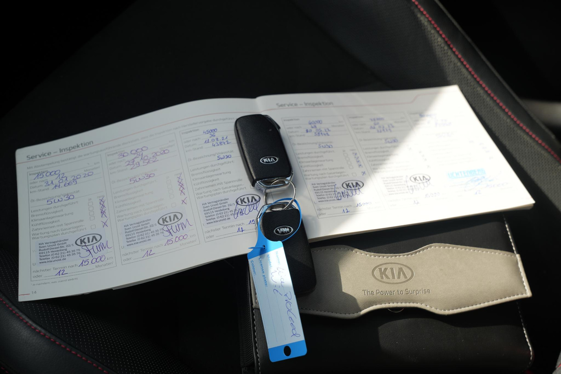 Kia ProCeed 1.6 T-GDI GT 2019 Deluxe White Pearl (HW2) 43