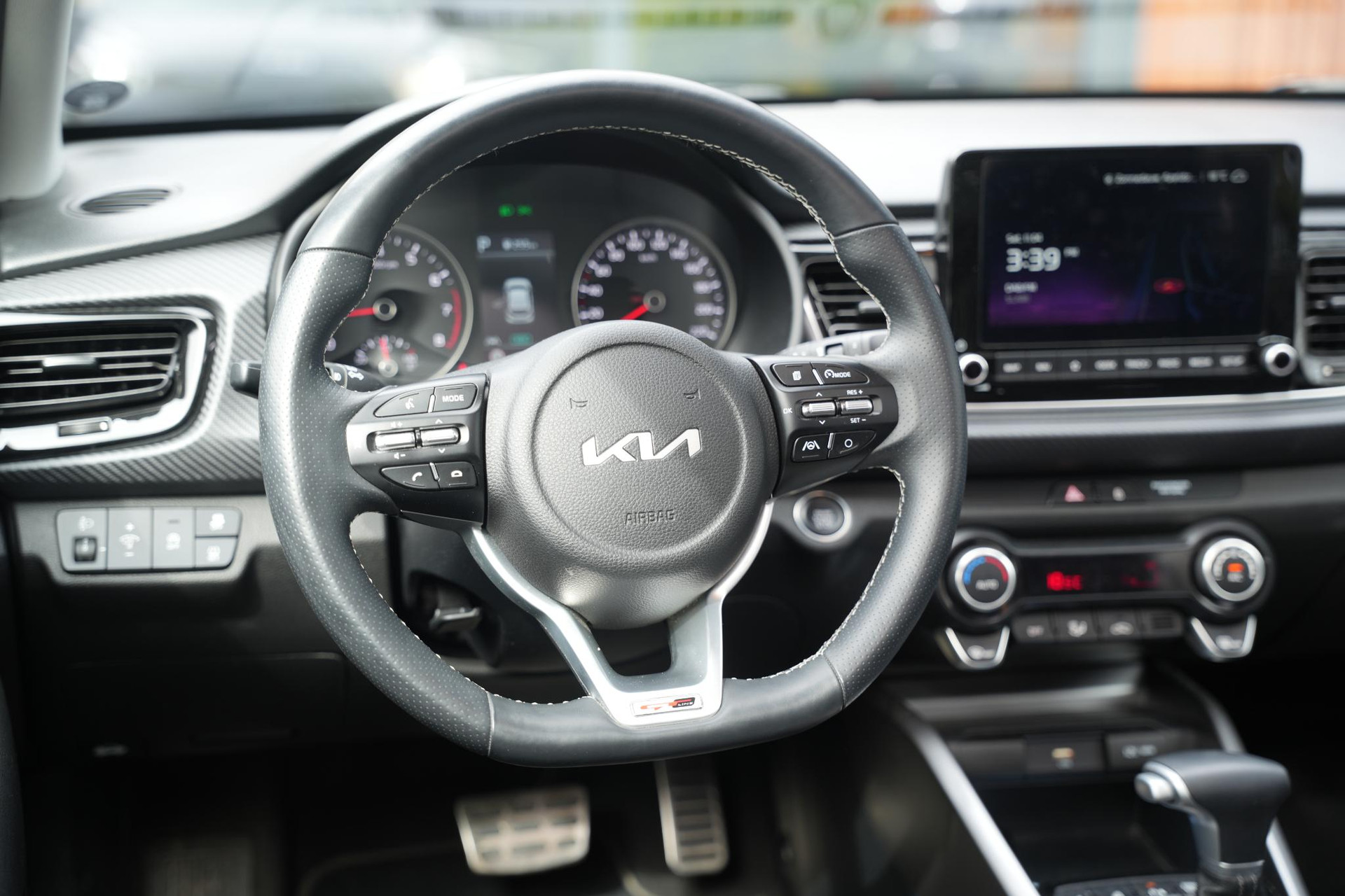 Kia Rio 1.0 T-GDi MHEV DynamicLine 2023 Perennial Gray Metallic (PRG) 16