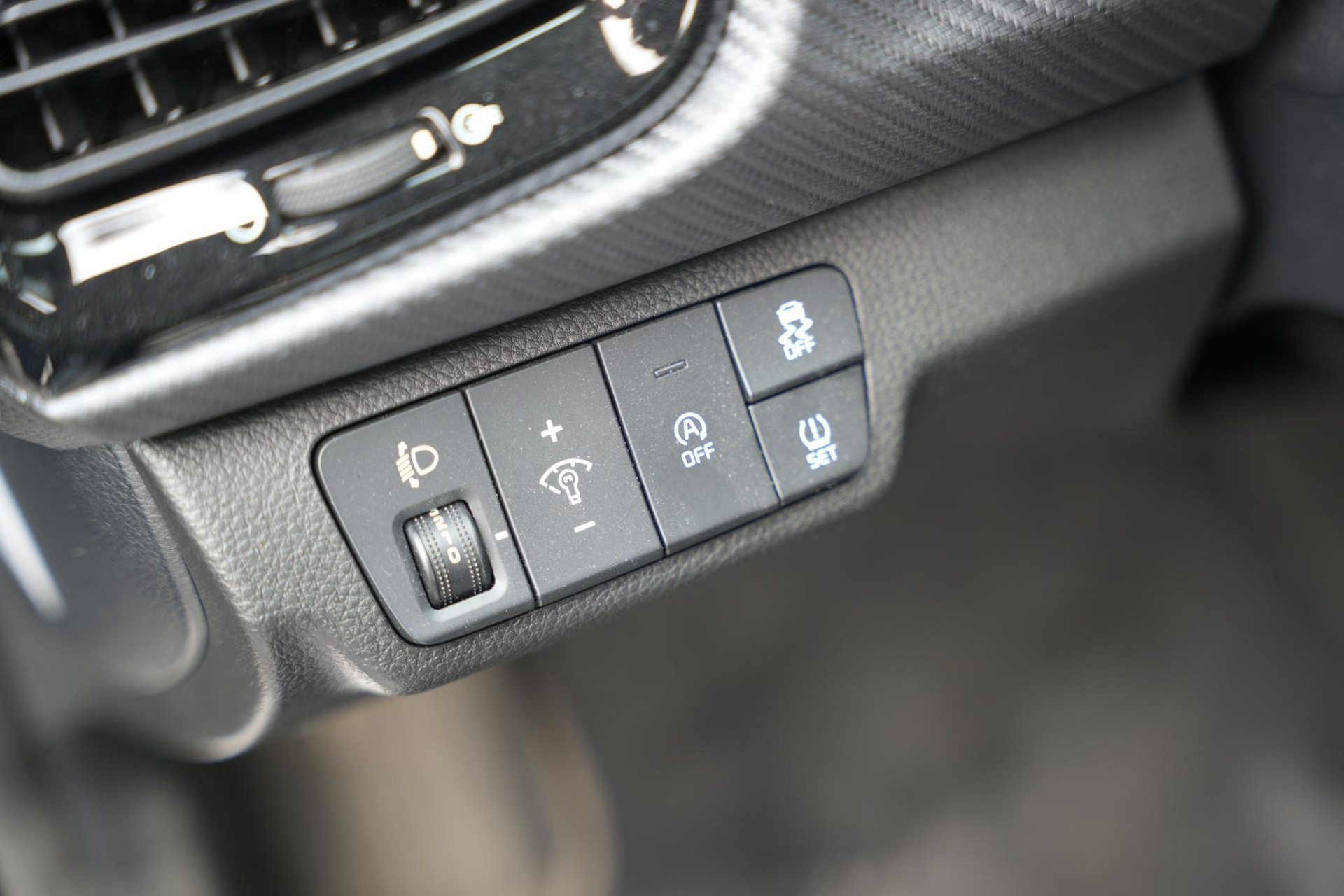 Kia Rio 1.0 T-GDi MHEV DynamicLine 2023 Perennial Gray Metallic (PRG) 23