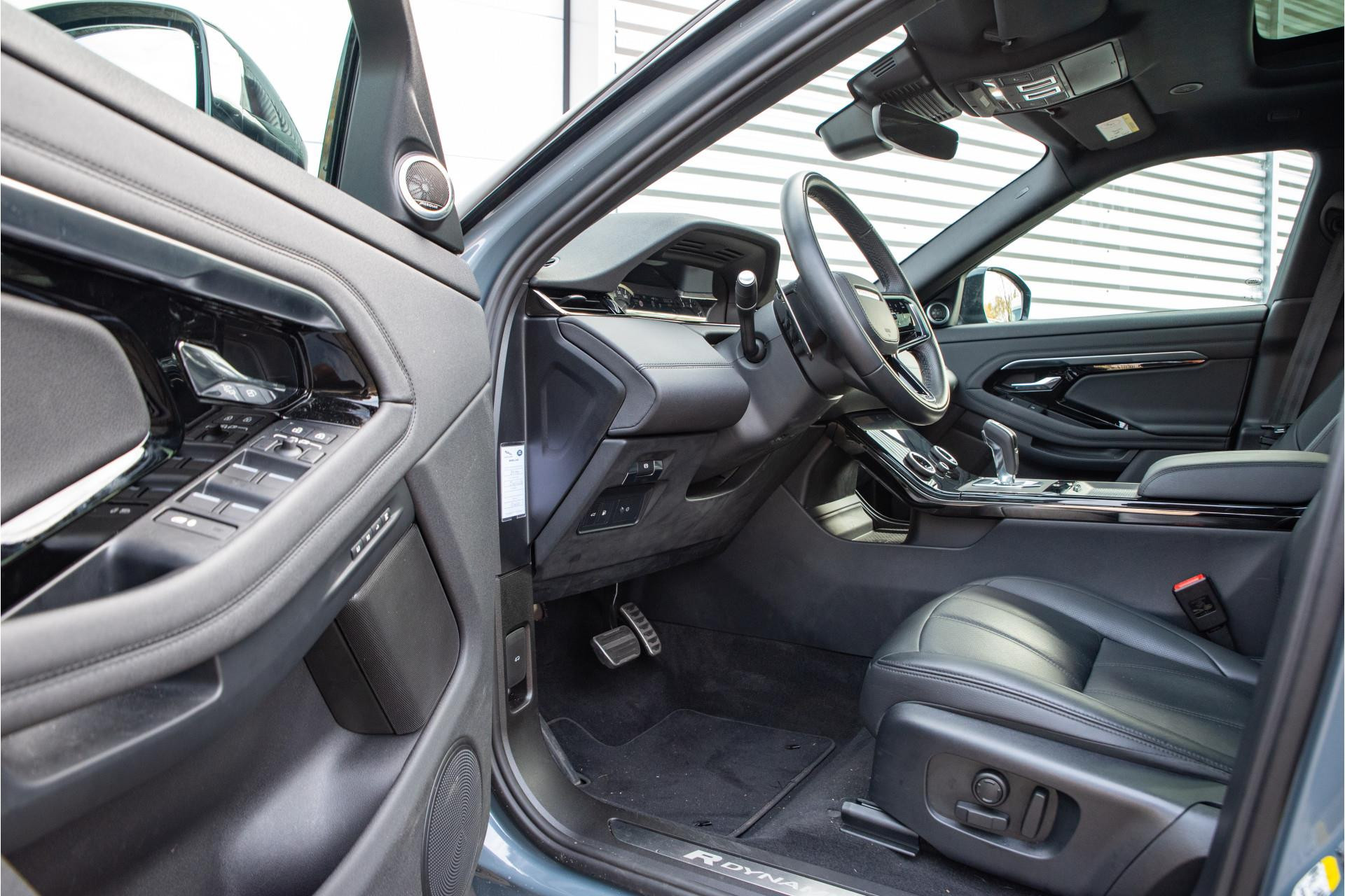 Land Rover Range Rover Evoque 1.5 P300e AWD R-Dynamic HSE 2022  11