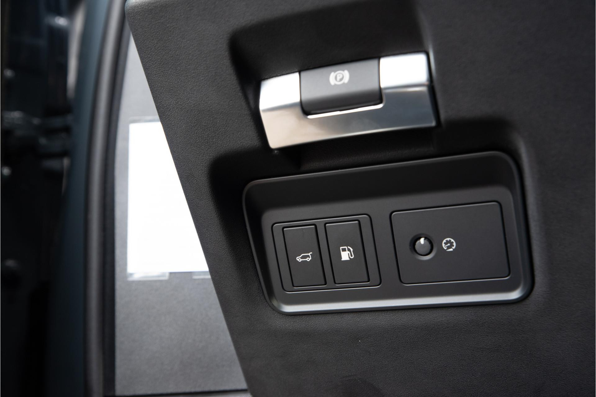 Land Rover Range Rover Evoque 1.5 P300e AWD R-Dynamic HSE 2022  24