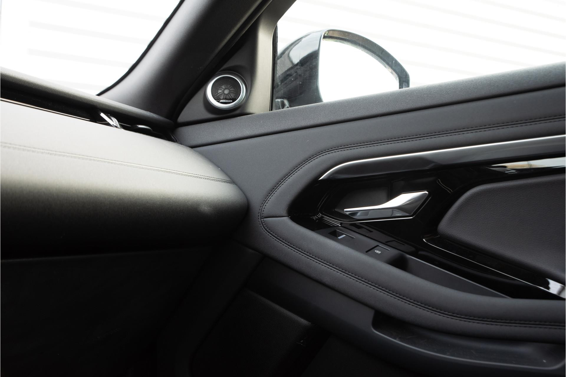 Land Rover Range Rover Evoque 1.5 P300e AWD R-Dynamic HSE 2022  25