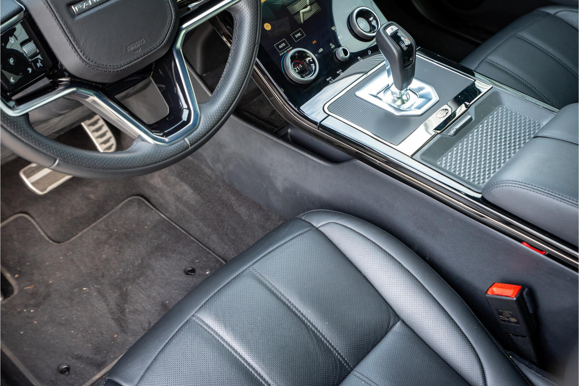 Land Rover Range Rover Evoque 1.5 P300e AWD R-Dynamic HSE 2022  28