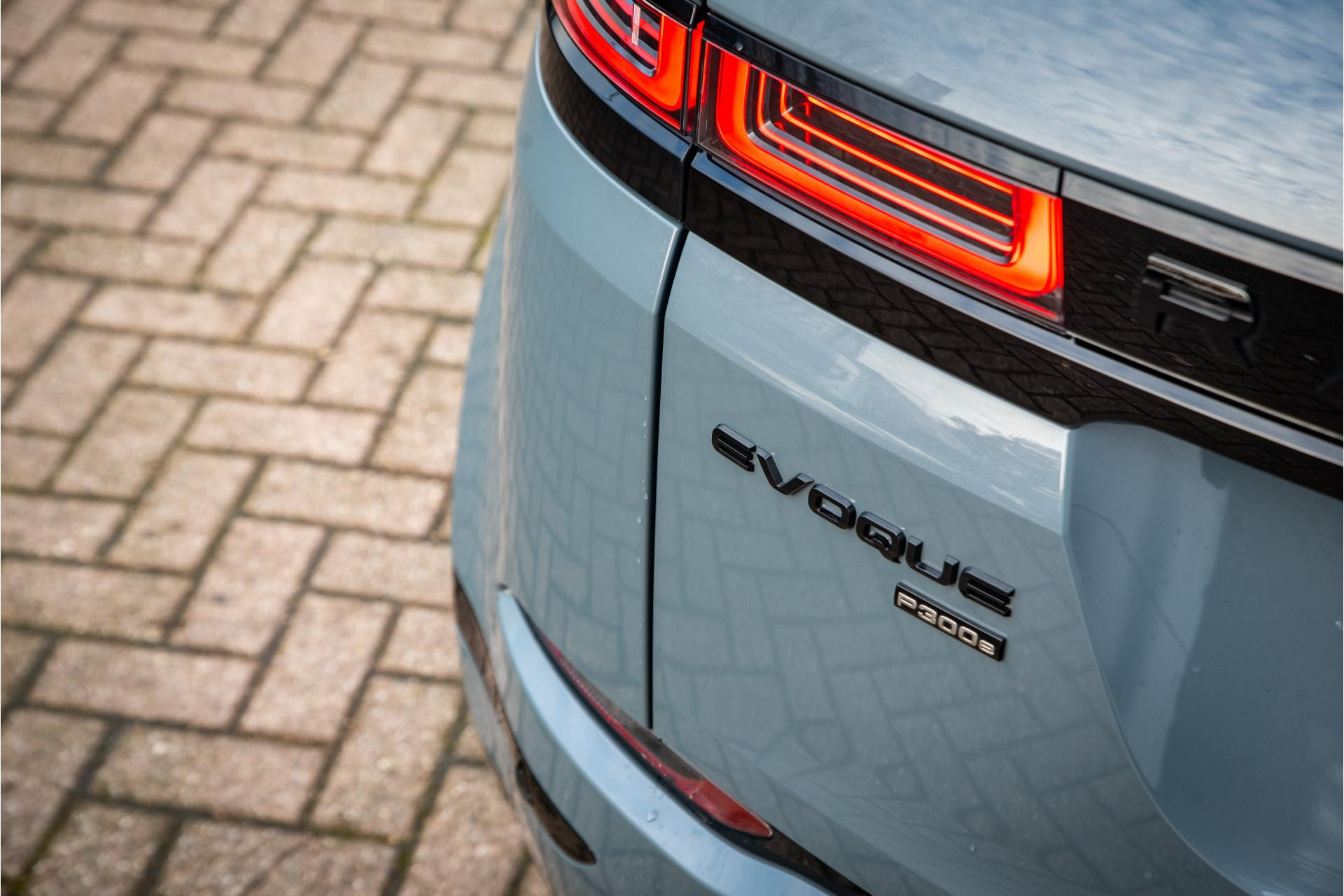 Land Rover Range Rover Evoque 1.5 P300e AWD R-Dynamic HSE 2022  38