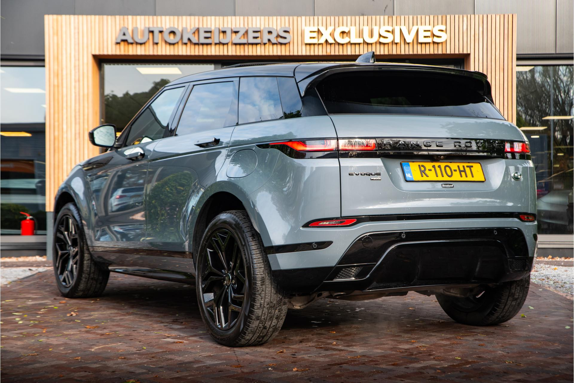 Land Rover Range Rover Evoque 1.5 P300e AWD R-Dynamic HSE 2022  4