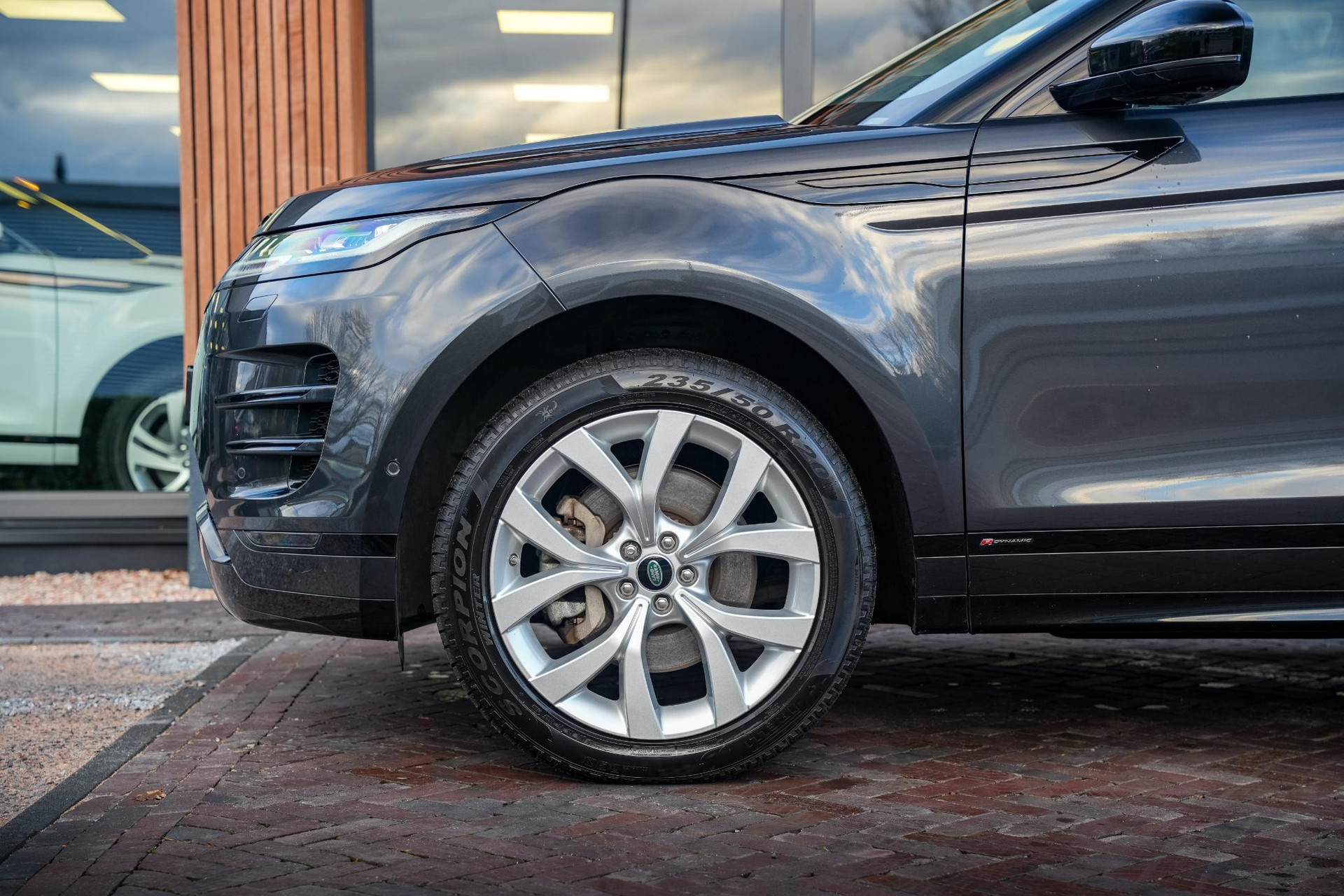 Land Rover Range Rover Evoque 2.0 P300e AWD R-Dynamic 2020  12