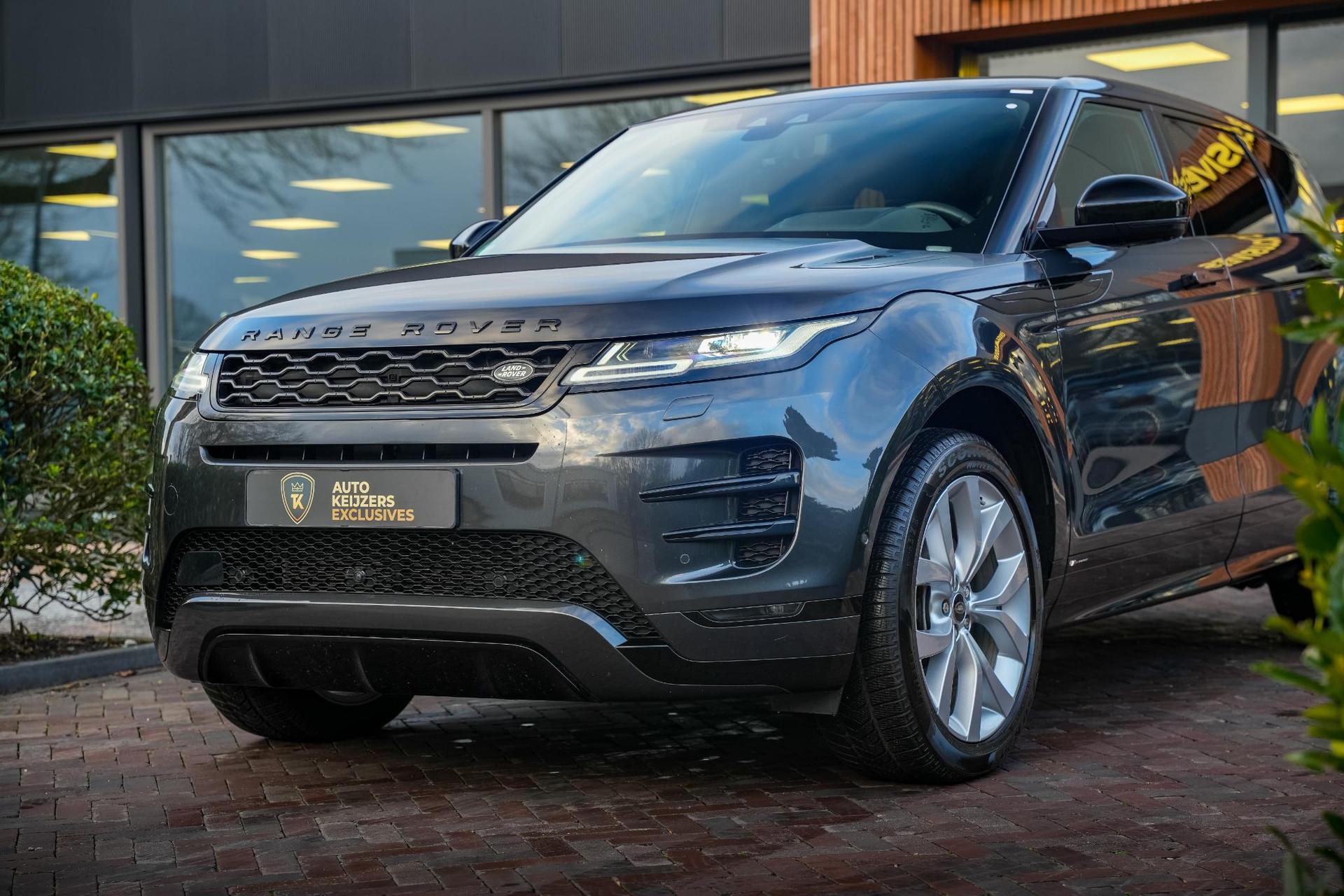 Land Rover Range Rover Evoque 2.0 P300e AWD R-Dynamic 2020  13