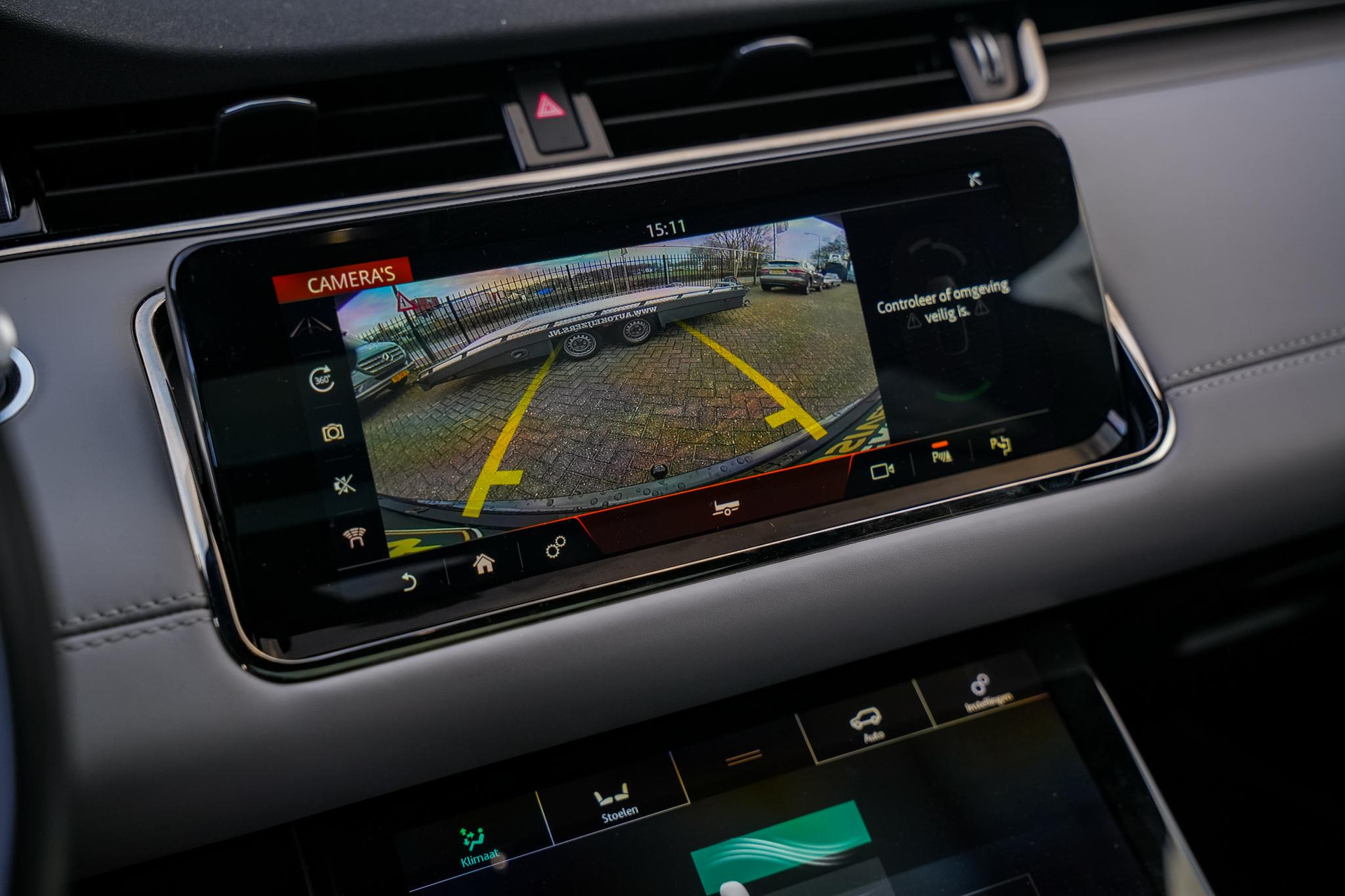 Land Rover Range Rover Evoque 2.0 P300e AWD R-Dynamic 2020  18