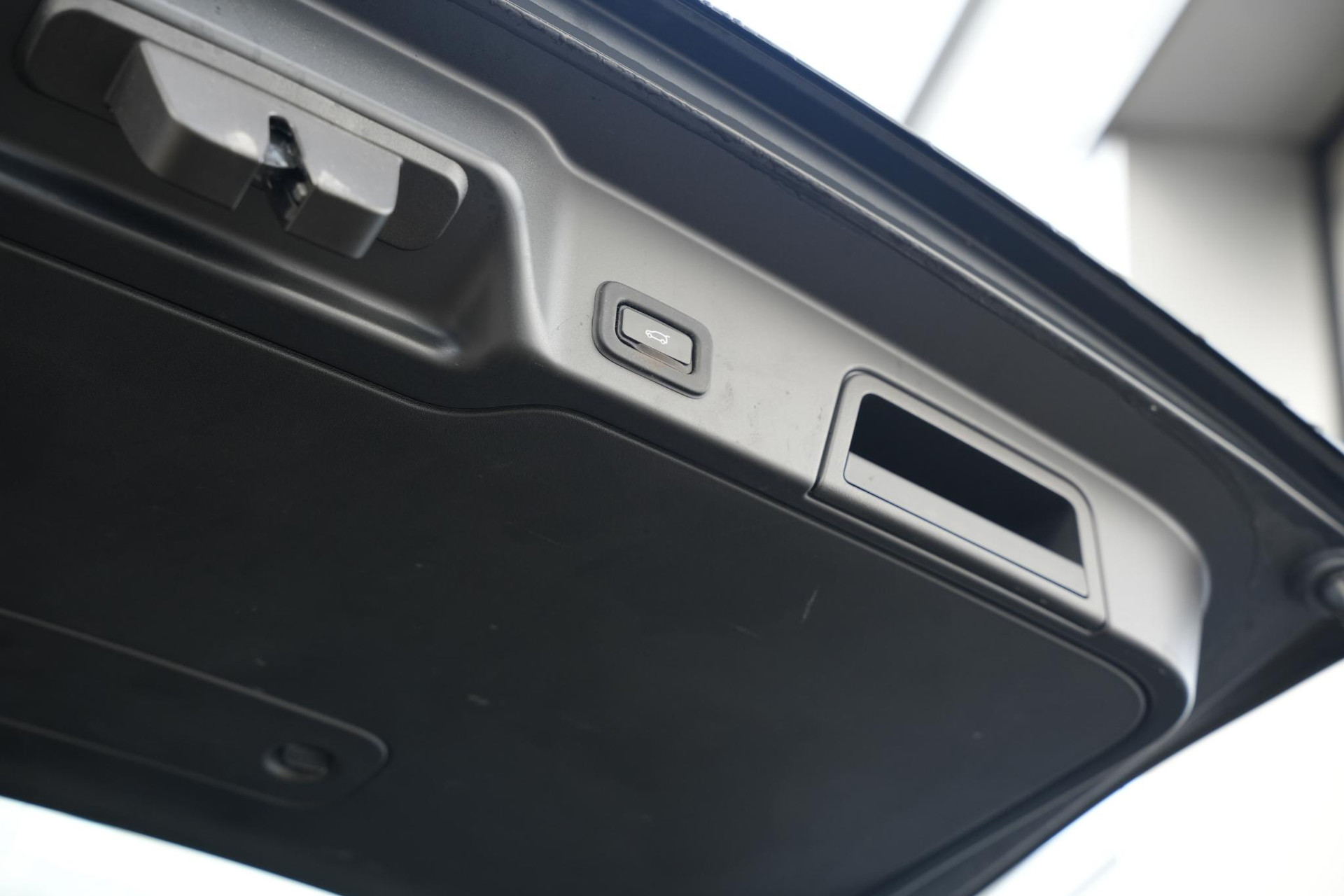 Land Rover Range Rover Evoque 2.0 P300e AWD R-Dynamic 2020  30