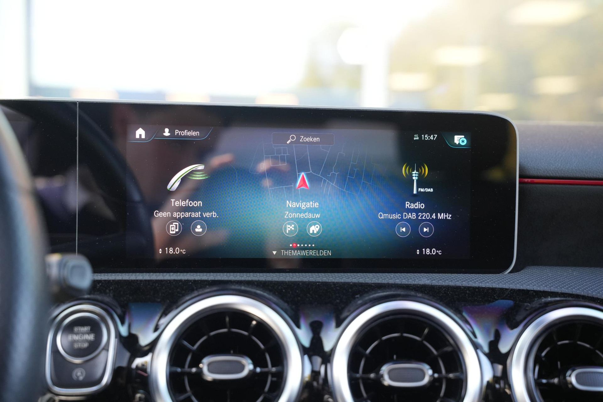 Mercedes-Benz A-Klasse 200 Business Solution AMG 2020 IRIDIUM SILVER - METALLIC FINISH (775U) 18