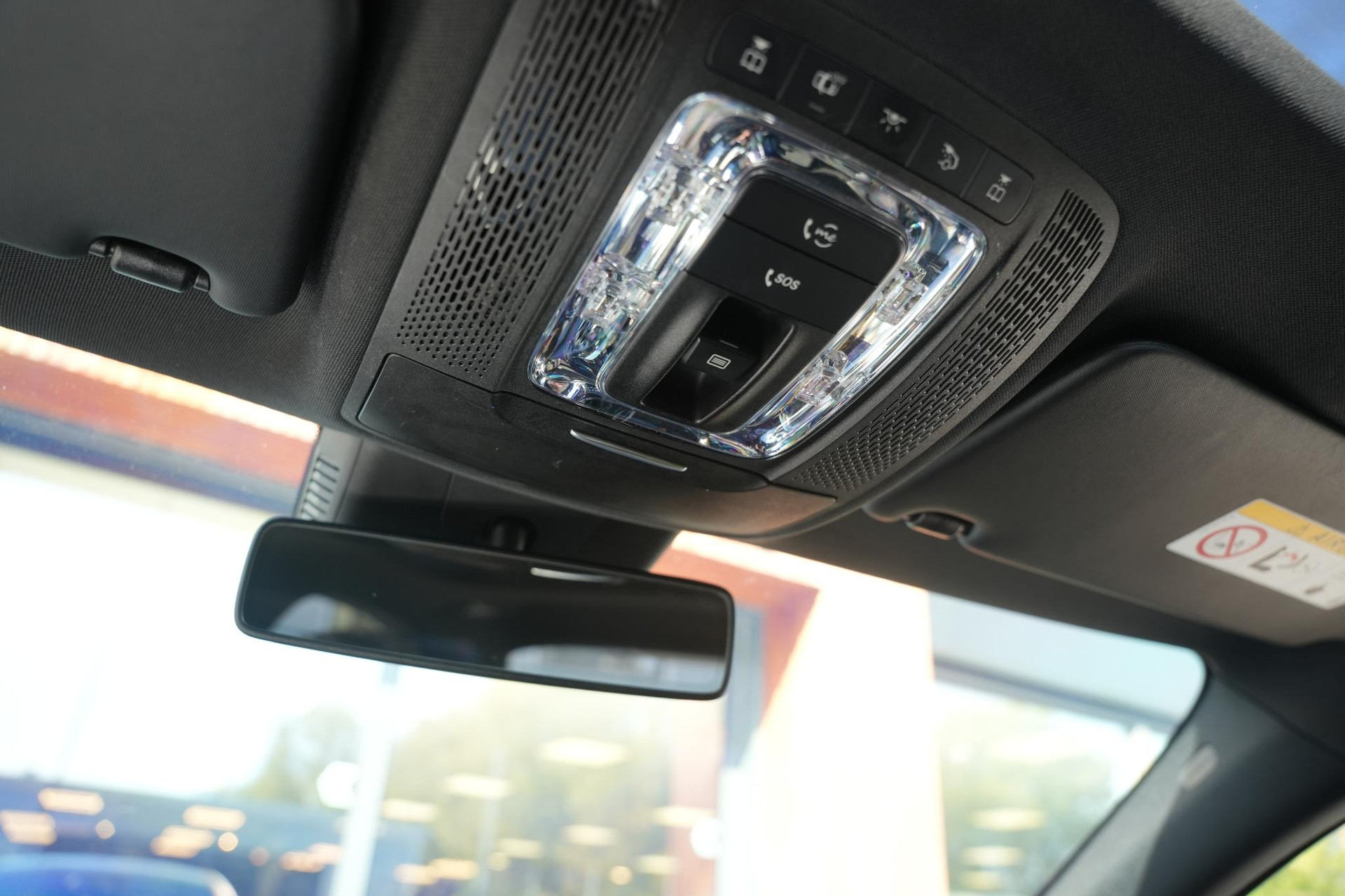 Mercedes-Benz A-Klasse 200 Business Solution AMG 2020 IRIDIUM SILVER - METALLIC FINISH (775U) 31