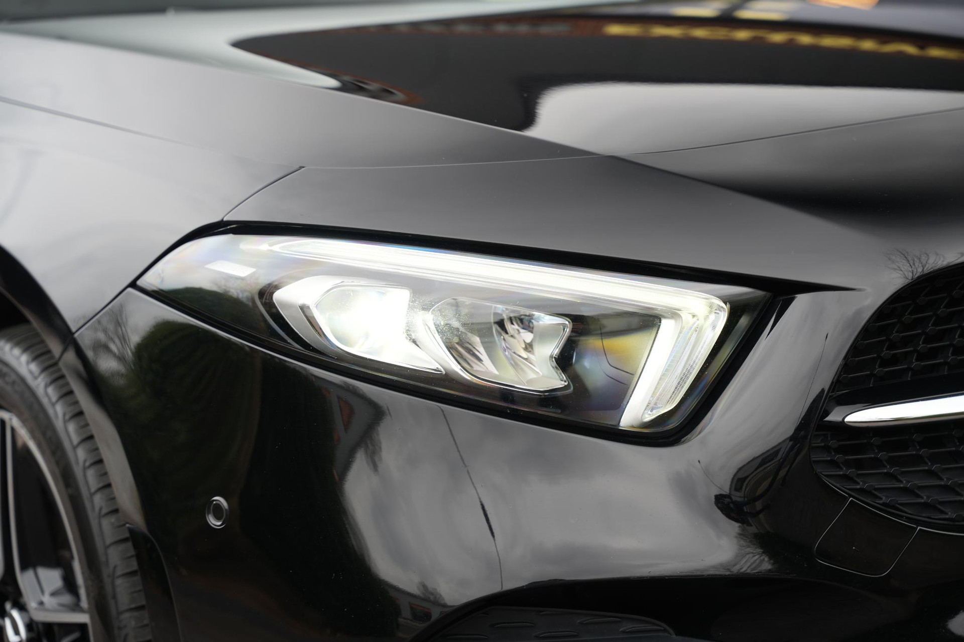 Mercedes-Benz A-Klasse 250 e Business Solution AMG Limited 2020  12