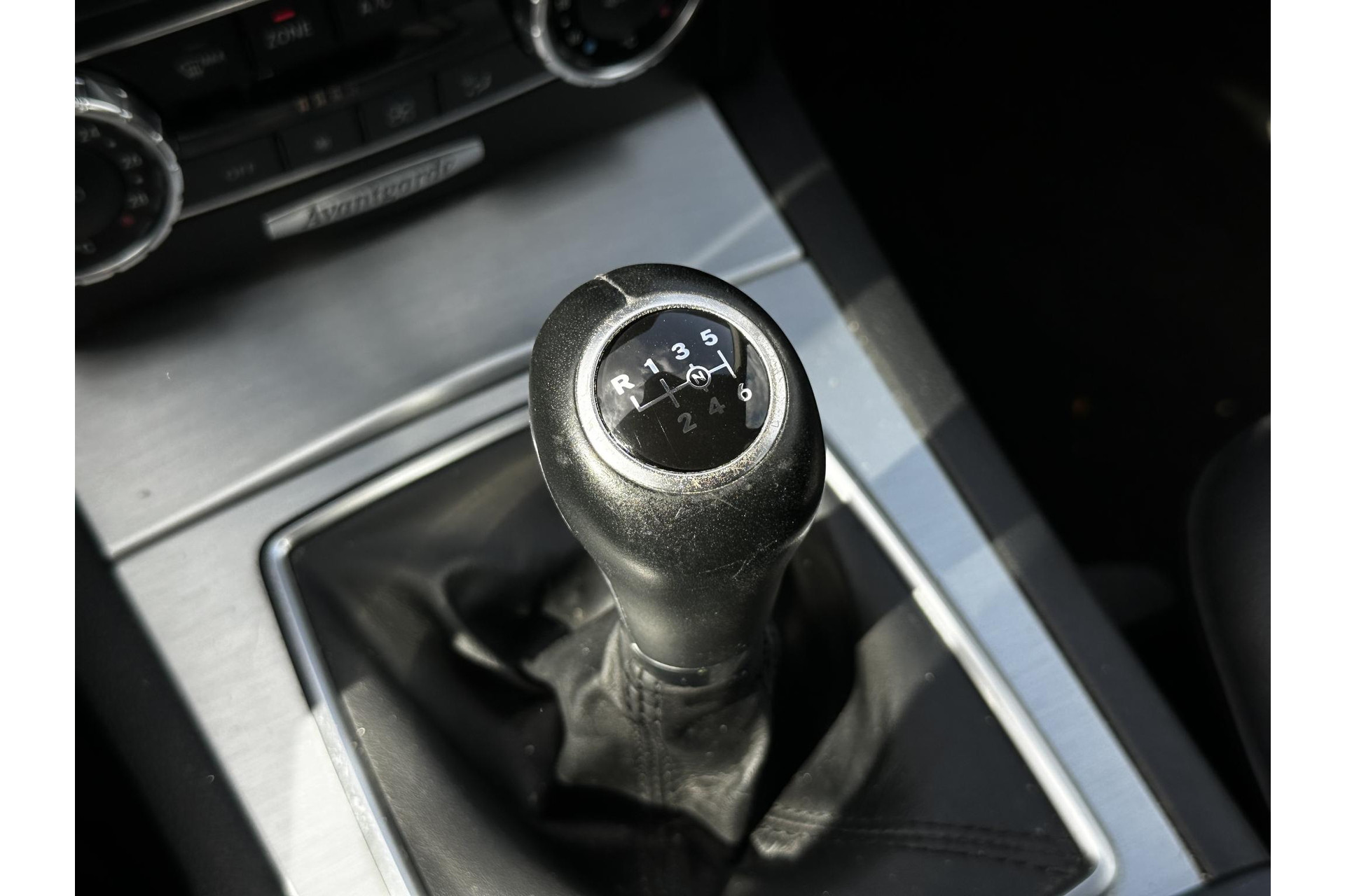Mercedes-Benz C-Klasse 180 Business Class Avantgarde 2012 MAGNETITE BLACK - METALLIC FINISH (183U) 17