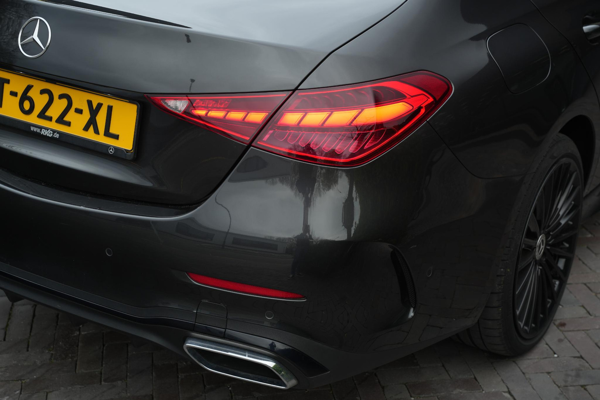 Mercedes-Benz C-Klasse 300 e AMG Line Limited 2022 GRAPHITE GRAY - METALLIC FINISH (831U) 18