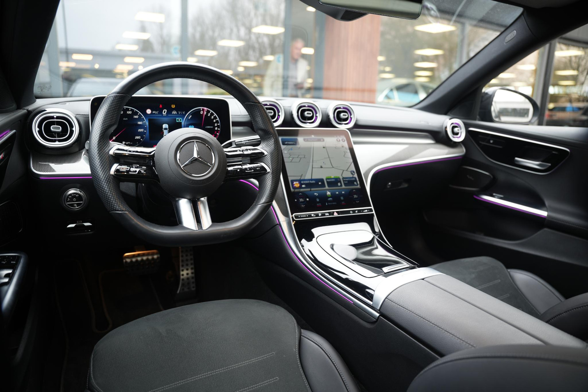 Mercedes-Benz C-Klasse 300 e AMG Line Limited 2022 GRAPHITE GRAY - METALLIC FINISH (831U) 2